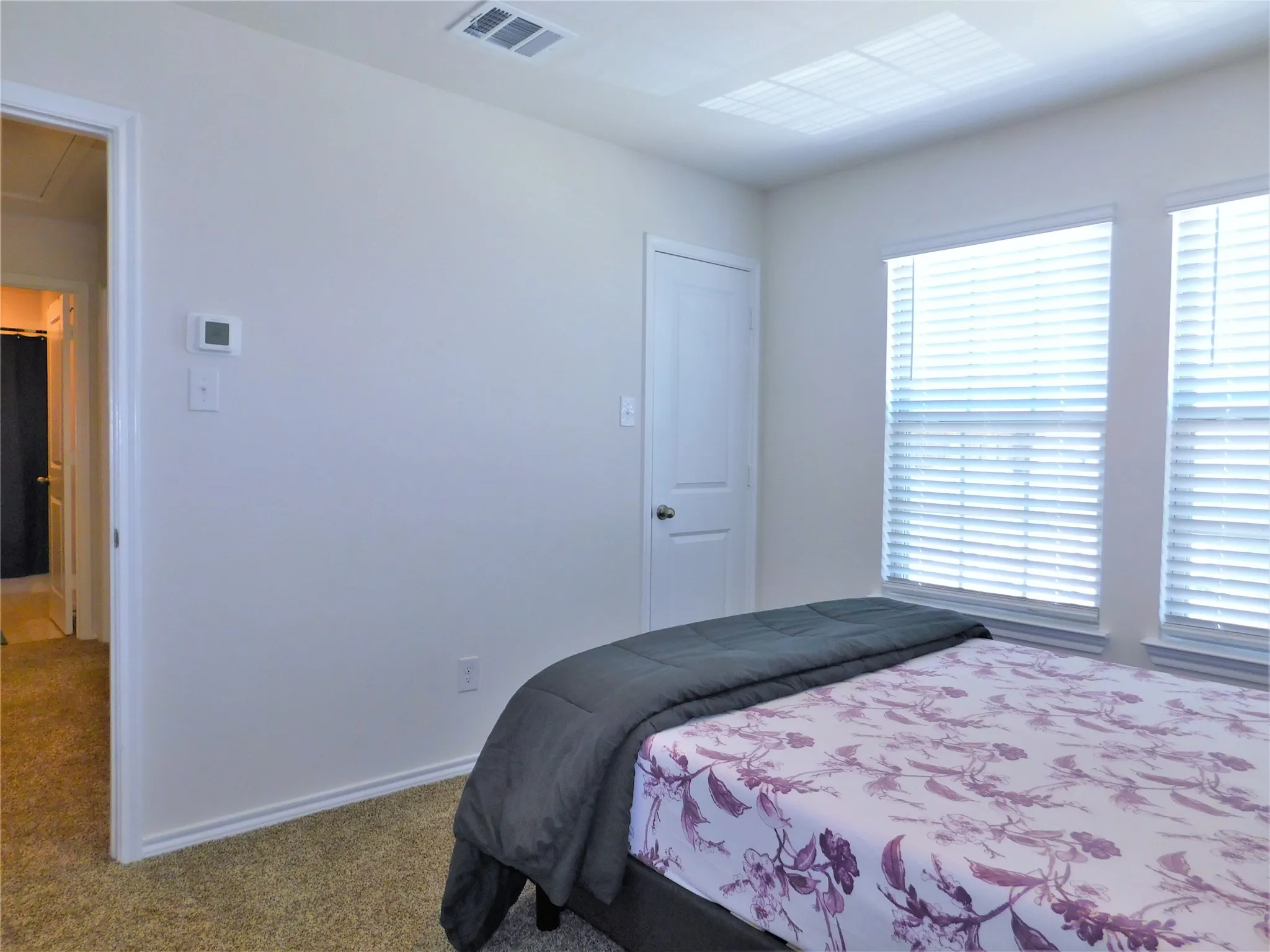 Single Family Residence For Rent in Denton County , 4025 Huntington Drive, Denton, Texas 76209, 4 Bedroom, 3 Bathroom, 2 Garage spaces, 2,374 Sqft, built in 2021, mls#21323465, Real Estate Agent in Denton, Homes For Rent in Denton county, Homes For Rent in Denton, Realtor in Denton Texas, Real Estate Brokerage Independent Realty Texas, Luminita Cordes Realtor