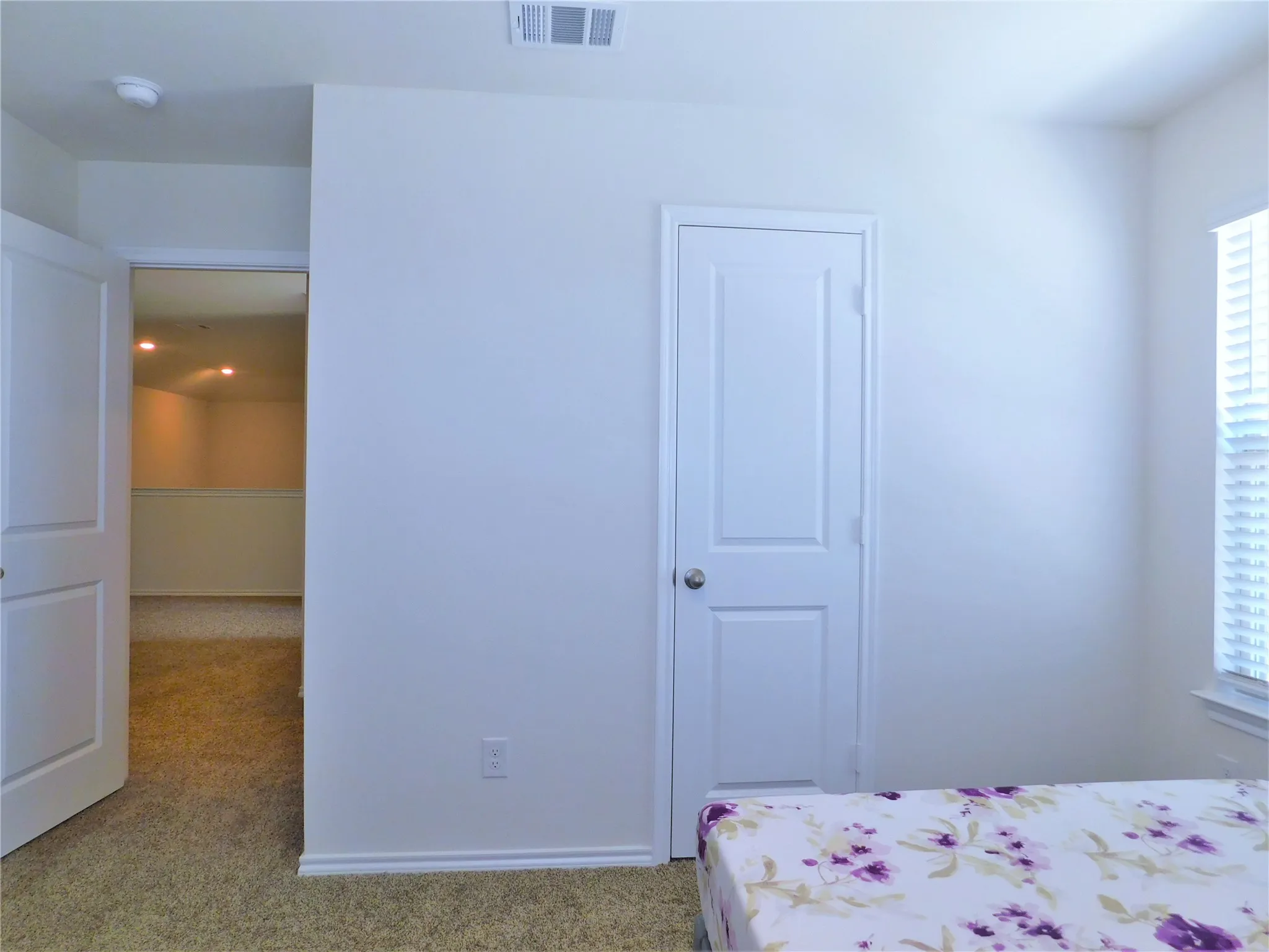 Single Family Residence For Rent in Denton County , 4025 Huntington Drive, Denton, Texas 76209, 4 Bedroom, 3 Bathroom, 2 Garage spaces, 2,374 Sqft, built in 2021, mls#21323465, Real Estate Agent in Denton, Homes For Rent in Denton county, Homes For Rent in Denton, Realtor in Denton Texas, Real Estate Brokerage Independent Realty Texas, Luminita Cordes Realtor