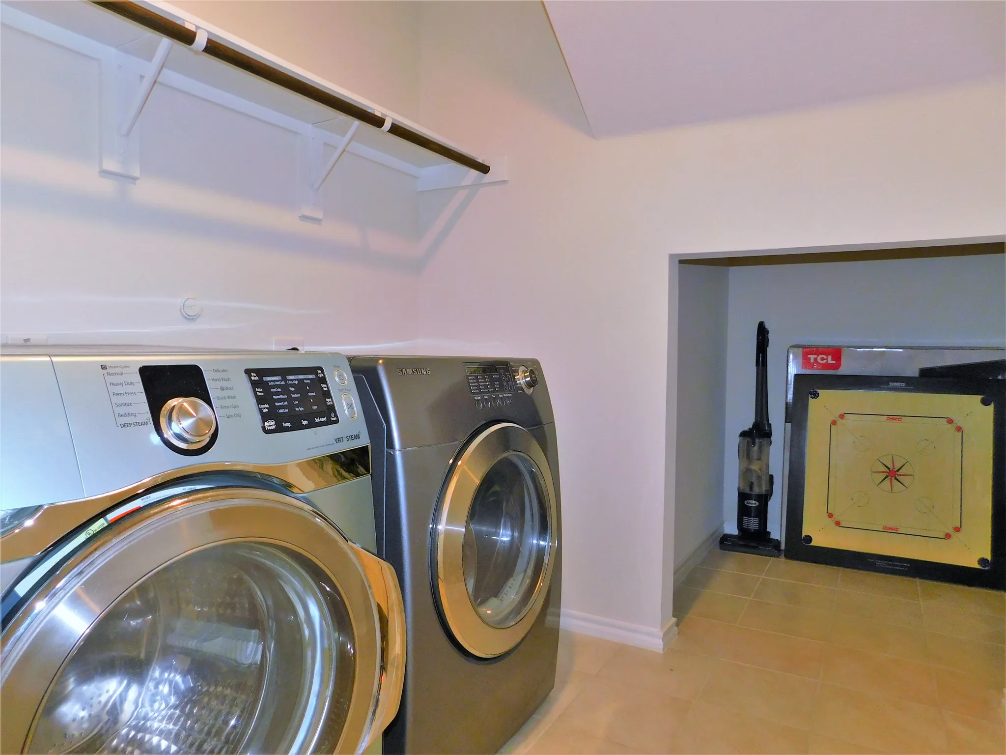 Single Family Residence For Rent in Denton County , 4025 Huntington Drive, Denton, Texas 76209, 4 Bedroom, 3 Bathroom, 2 Garage spaces, 2,374 Sqft, built in 2021, mls#21323465, Real Estate Agent in Denton, Homes For Rent in Denton county, Homes For Rent in Denton, Realtor in Denton Texas, Real Estate Brokerage Independent Realty Texas, Luminita Cordes Realtor