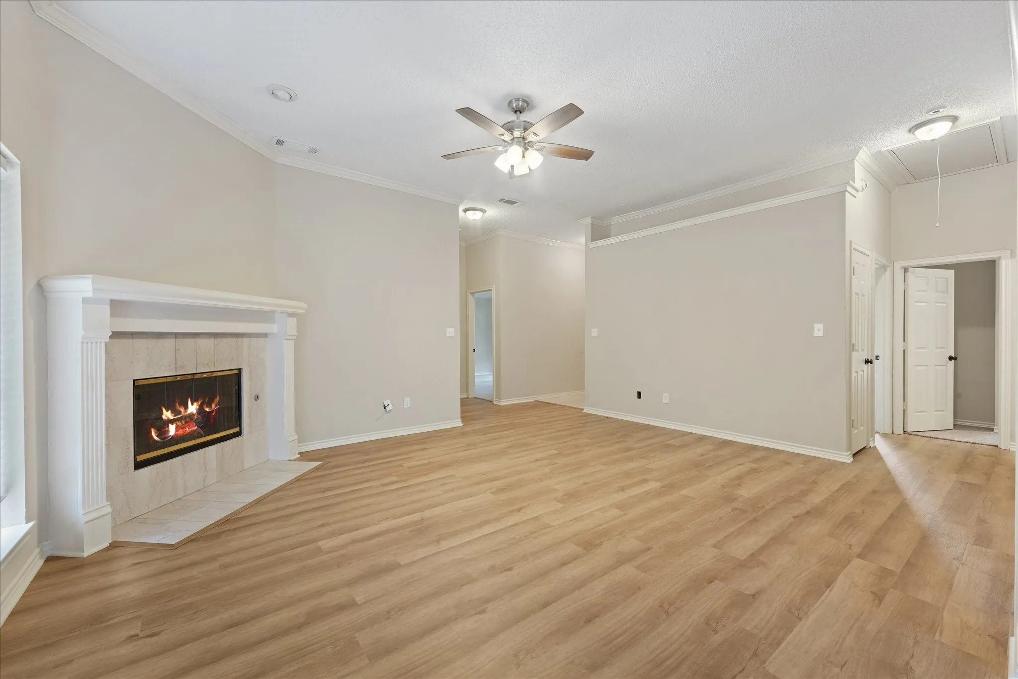 Single Family Residence For Rent in Collin County , 11900 PORT Road, Frisco, Texas 75035, 3 Bedroom, 2 Bathroom, 2 Garage spaces, 1,924 Sqft, built in 1996, mls#21323504, Real Estate Agent in Frisco, Homes For Rent in Collin county, Homes For Rent in Frisco, Realtor in Frisco Texas, Real Estate Brokerage Independent Realty Texas, Luminita Cordes Realtor
