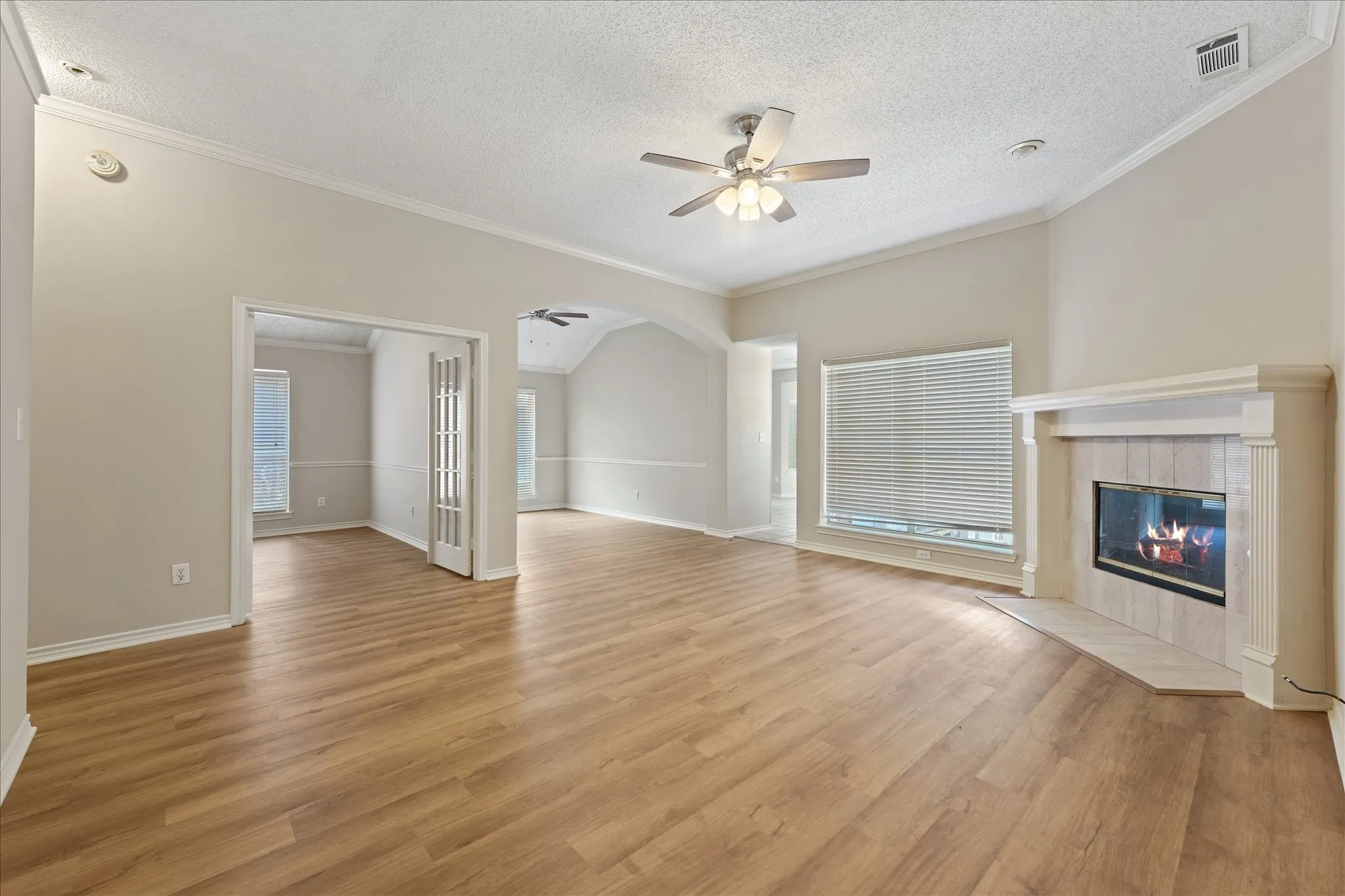 Single Family Residence For Rent in Collin County , 11900 PORT Road, Frisco, Texas 75035, 3 Bedroom, 2 Bathroom, 2 Garage spaces, 1,924 Sqft, built in 1996, mls#21323504, Real Estate Agent in Frisco, Homes For Rent in Collin county, Homes For Rent in Frisco, Realtor in Frisco Texas, Real Estate Brokerage Independent Realty Texas, Luminita Cordes Realtor