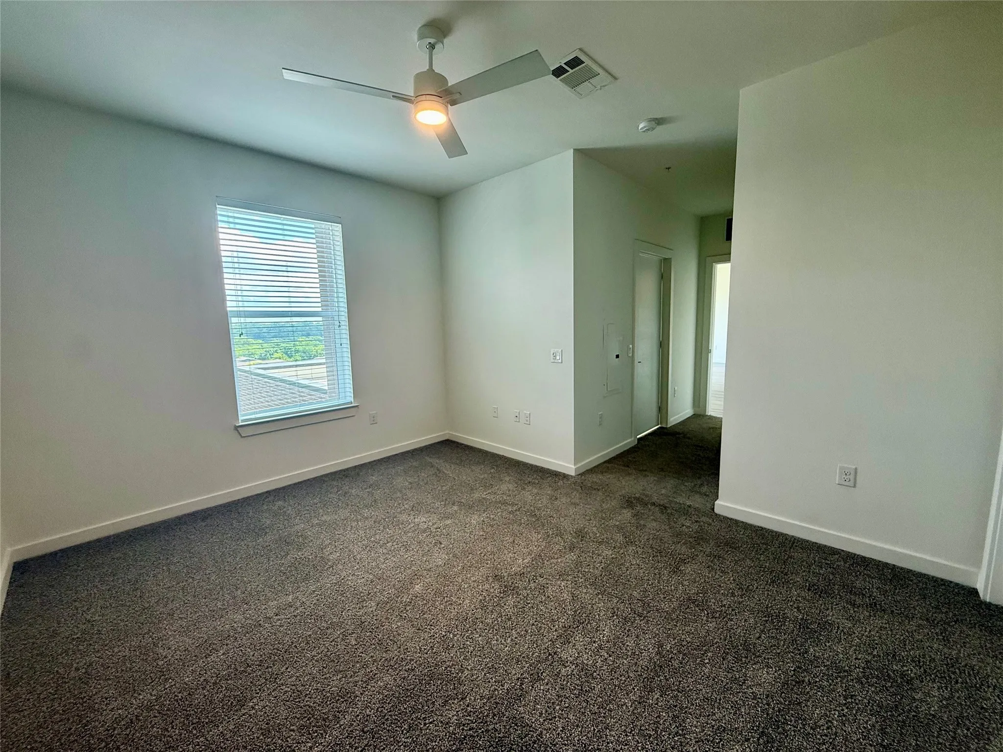 Apartment For Rent in Dallas County , 7450 Coronado Avenue 504, Dallas, Texas 75214, 1 Bedroom, 1 Bathroom, Garage spaces, 1,063 Sqft, built in 2018, Price $2,932, mls#21323505, Real Estate Agent in Dallas, Homes For Rent in Dallas county, Homes For Rent in Dallas, Realtor in Dallas Texas, Real Estate Brokerage Independent Realty Texas, Luminita Cordes Realtor