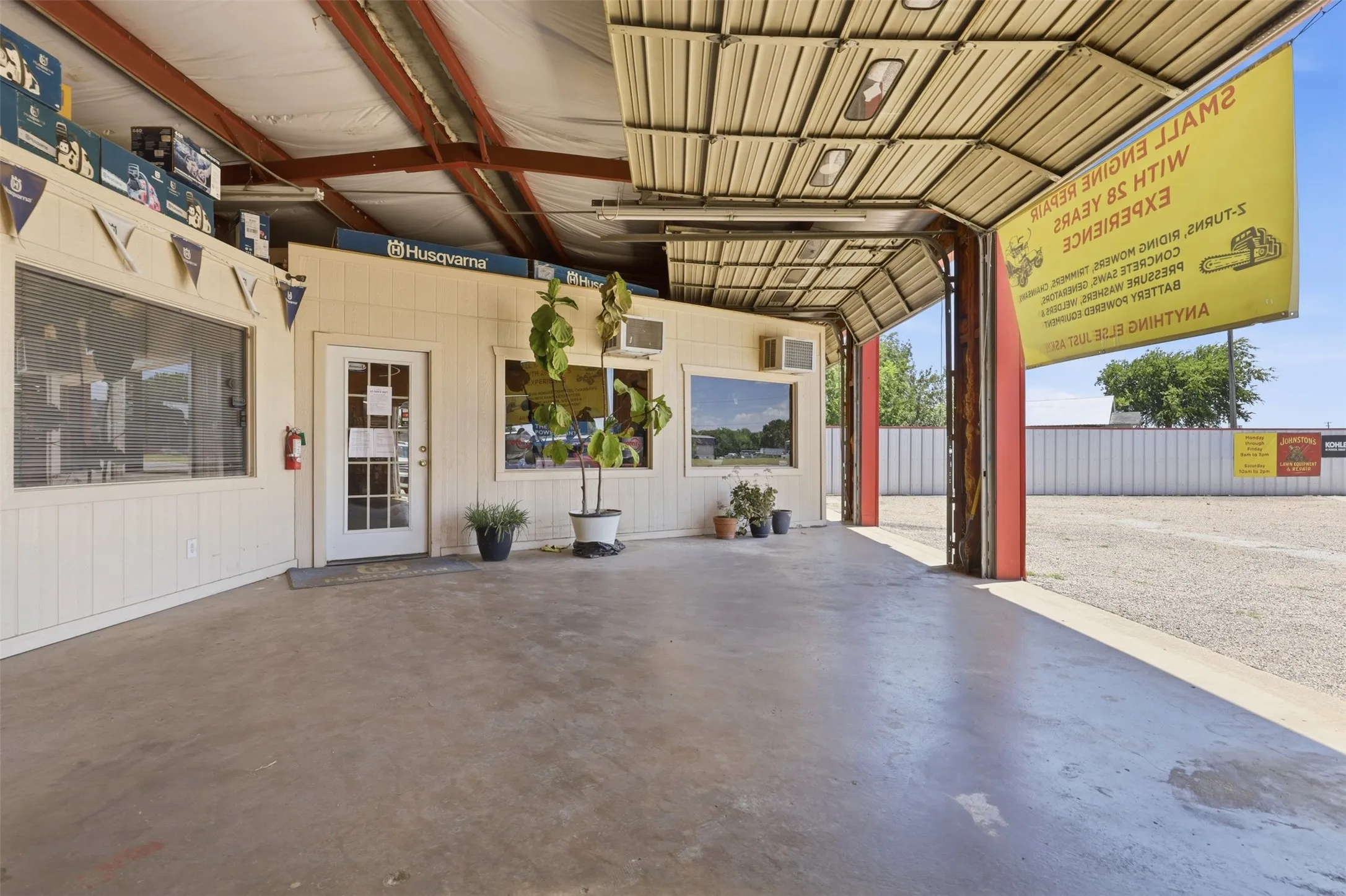 Business For Sale in Johnson County , 1605 S Main Street A, Cleburne, Texas 76033, 0, 0, Garage spaces, 0 Sqft, built in 1977, mls#21322953, Real Estate Agent in Cleburne, Homes For Sale in Johnson county, Homes For Sale in Cleburne, Realtor in Cleburne Texas, Real Estate Brokerage Independent Realty Texas, Luminita Cordes Realtor