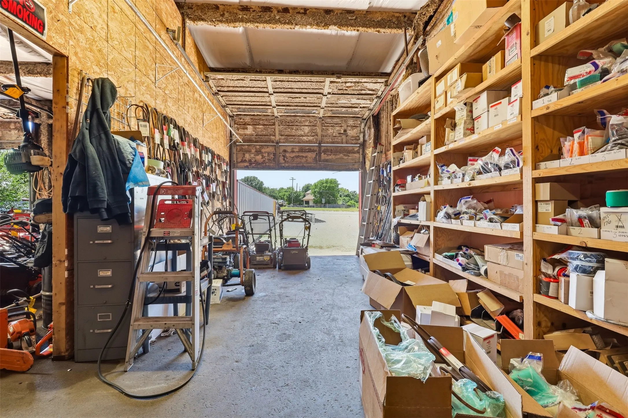 Business For Sale in Johnson County , 1605 S Main Street A, Cleburne, Texas 76033, 0, 0, Garage spaces, 0 Sqft, built in 1977, mls#21322953, Real Estate Agent in Cleburne, Homes For Sale in Johnson county, Homes For Sale in Cleburne, Realtor in Cleburne Texas, Real Estate Brokerage Independent Realty Texas, Luminita Cordes Realtor