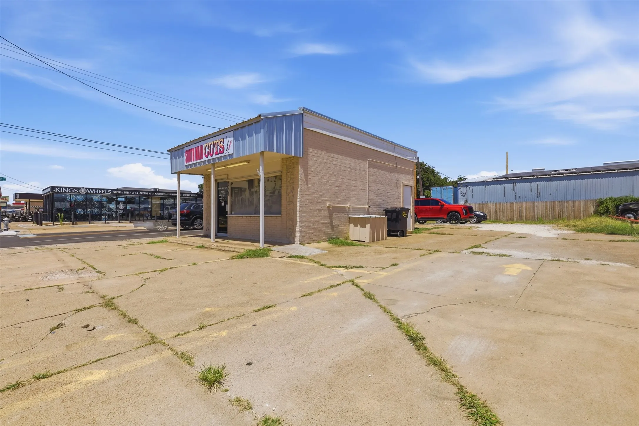 Office For Sale in Johnson County , 1001 S Main Street, Cleburne, Texas 76033, 0, 0, Garage spaces, 0 Sqft, built in 1960, mls#21322857, Real Estate Agent in Cleburne, Homes For Sale in Johnson county, Homes For Sale in Cleburne, Realtor in Cleburne Texas, Real Estate Brokerage Independent Realty Texas, Luminita Cordes Realtor