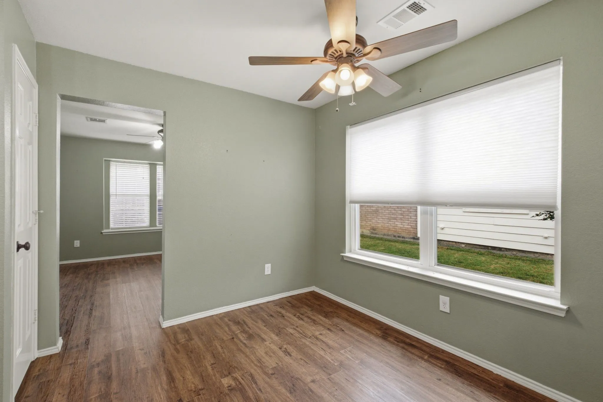 Single Family Residence For Sale in Collin County , 6308 Candletree Lane, Mc Kinney, Texas 75070, 4 Bedroom, 3 Bathroom, 2 Garage spaces, 2,442 Sqft, built in 2001, mls#21320829, Real Estate Agent in Mc Kinney, Homes For Sale in Collin county, Homes For Sale in Mc Kinney, Realtor in Mc Kinney Texas, Real Estate Brokerage Independent Realty Texas, Luminita Cordes Realtor