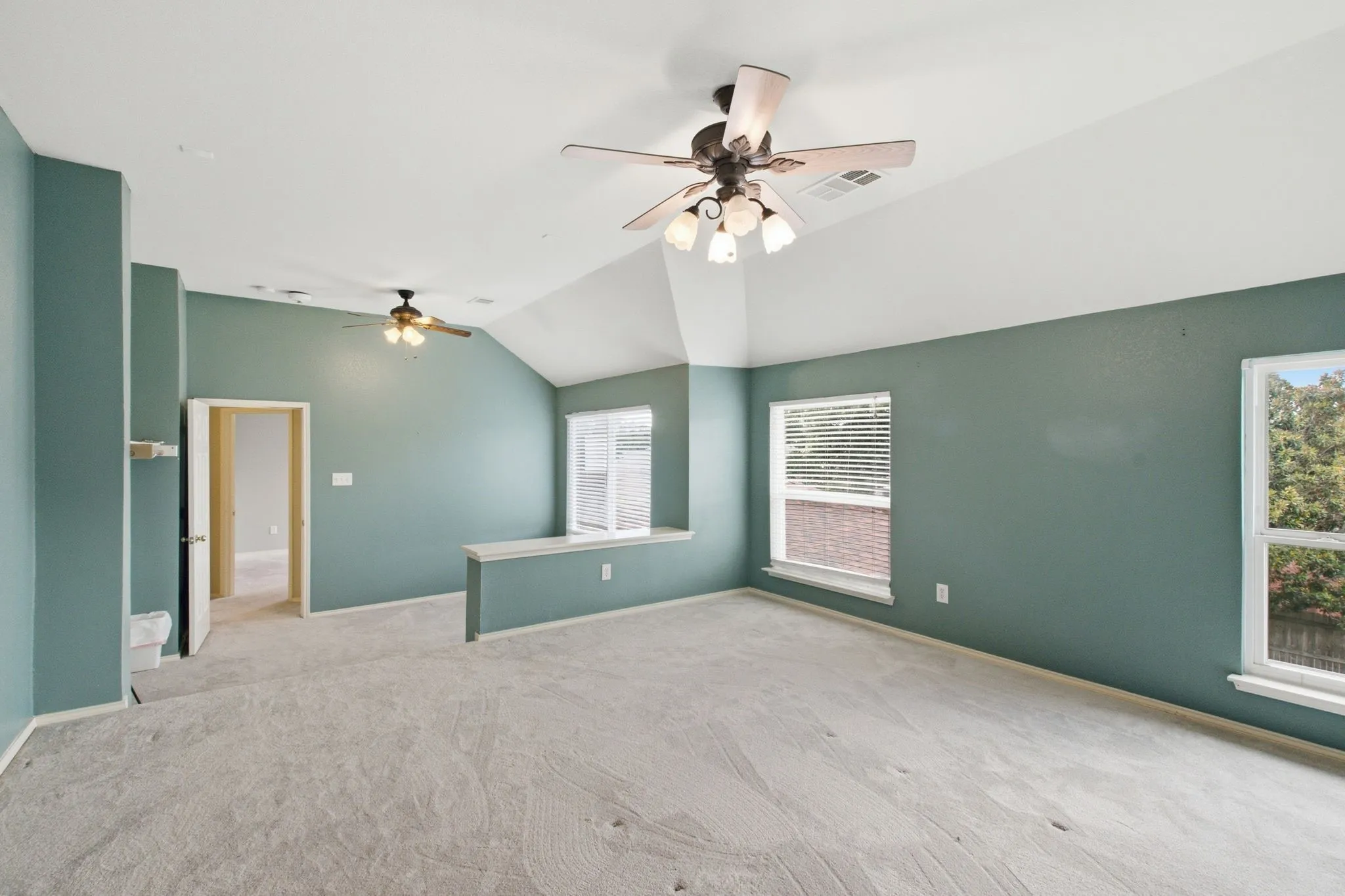 Single Family Residence For Sale in Collin County , 6308 Candletree Lane, Mc Kinney, Texas 75070, 4 Bedroom, 3 Bathroom, 2 Garage spaces, 2,442 Sqft, built in 2001, mls#21320829, Real Estate Agent in Mc Kinney, Homes For Sale in Collin county, Homes For Sale in Mc Kinney, Realtor in Mc Kinney Texas, Real Estate Brokerage Independent Realty Texas, Luminita Cordes Realtor
