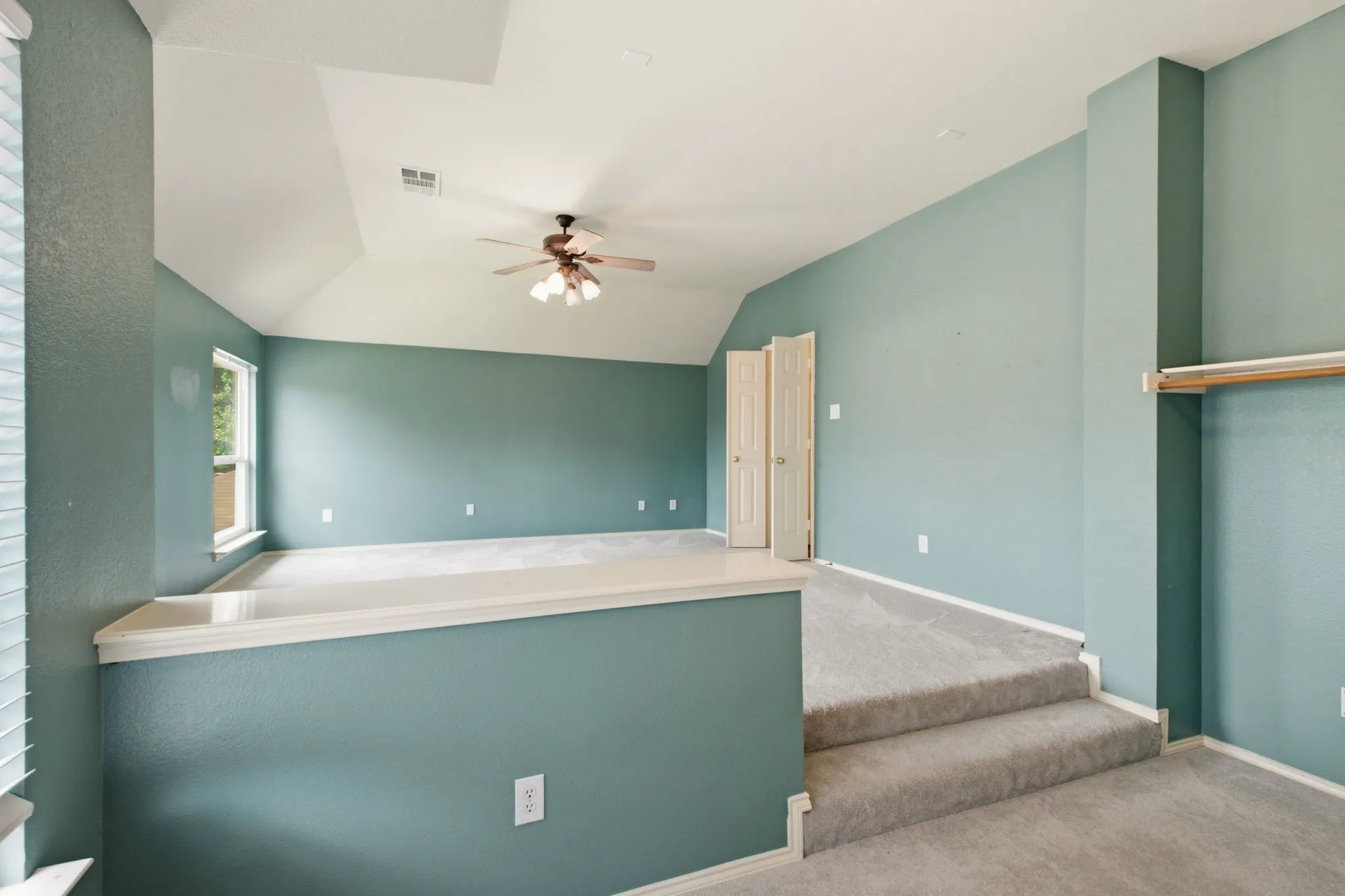 Single Family Residence For Sale in Collin County , 6308 Candletree Lane, Mc Kinney, Texas 75070, 4 Bedroom, 3 Bathroom, 2 Garage spaces, 2,442 Sqft, built in 2001, mls#21320829, Real Estate Agent in Mc Kinney, Homes For Sale in Collin county, Homes For Sale in Mc Kinney, Realtor in Mc Kinney Texas, Real Estate Brokerage Independent Realty Texas, Luminita Cordes Realtor