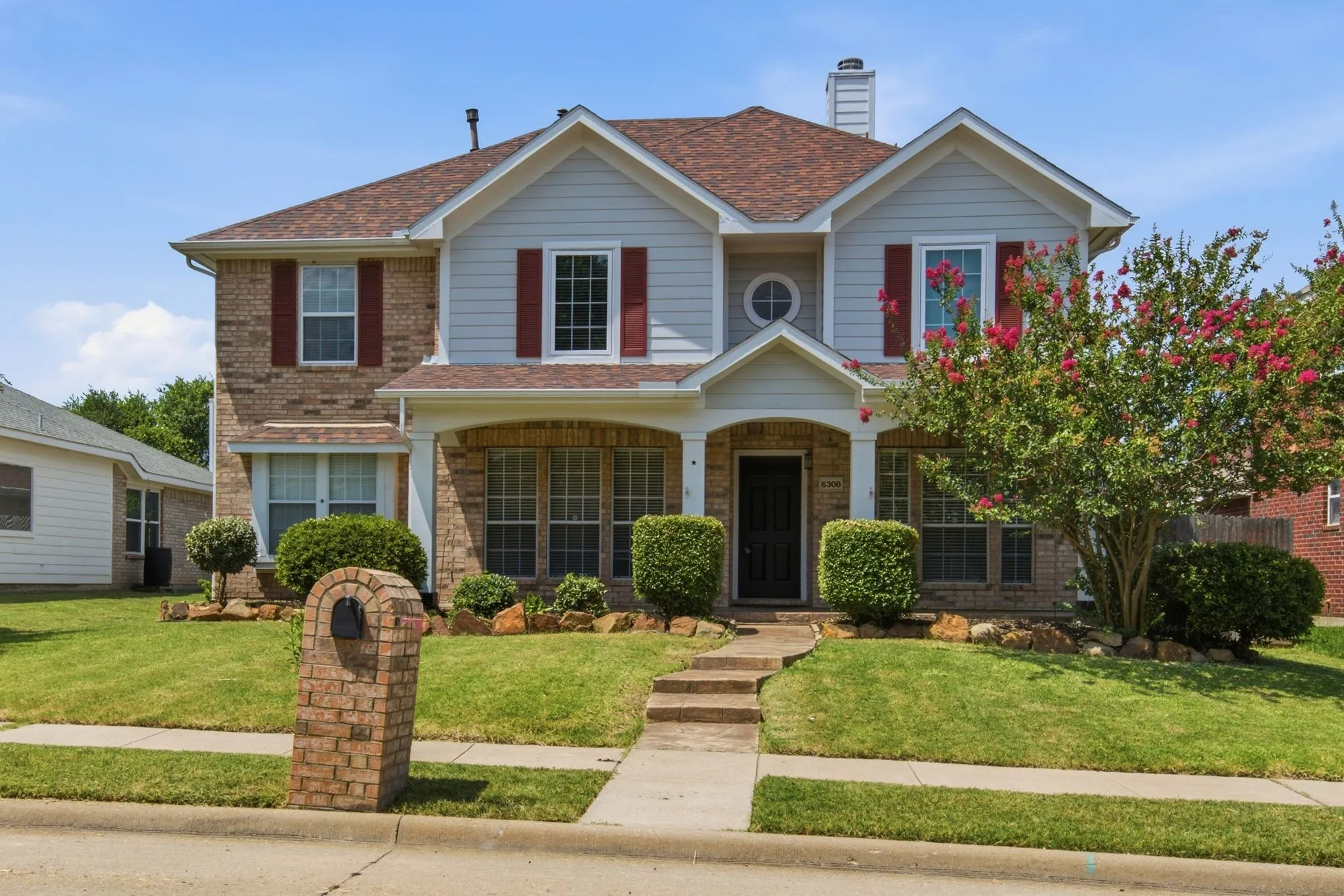 Single Family Residence For Sale in Collin County , 6308 Candletree Lane, Mc Kinney, Texas 75070, 4 Bedroom, 3 Bathroom, 2 Garage spaces, 2,442 Sqft, built in 2001, mls#21320829, Real Estate Agent in Mc Kinney, Homes For Sale in Collin county, Homes For Sale in Mc Kinney, Realtor in Mc Kinney Texas, Real Estate Brokerage Independent Realty Texas, Luminita Cordes Realtor