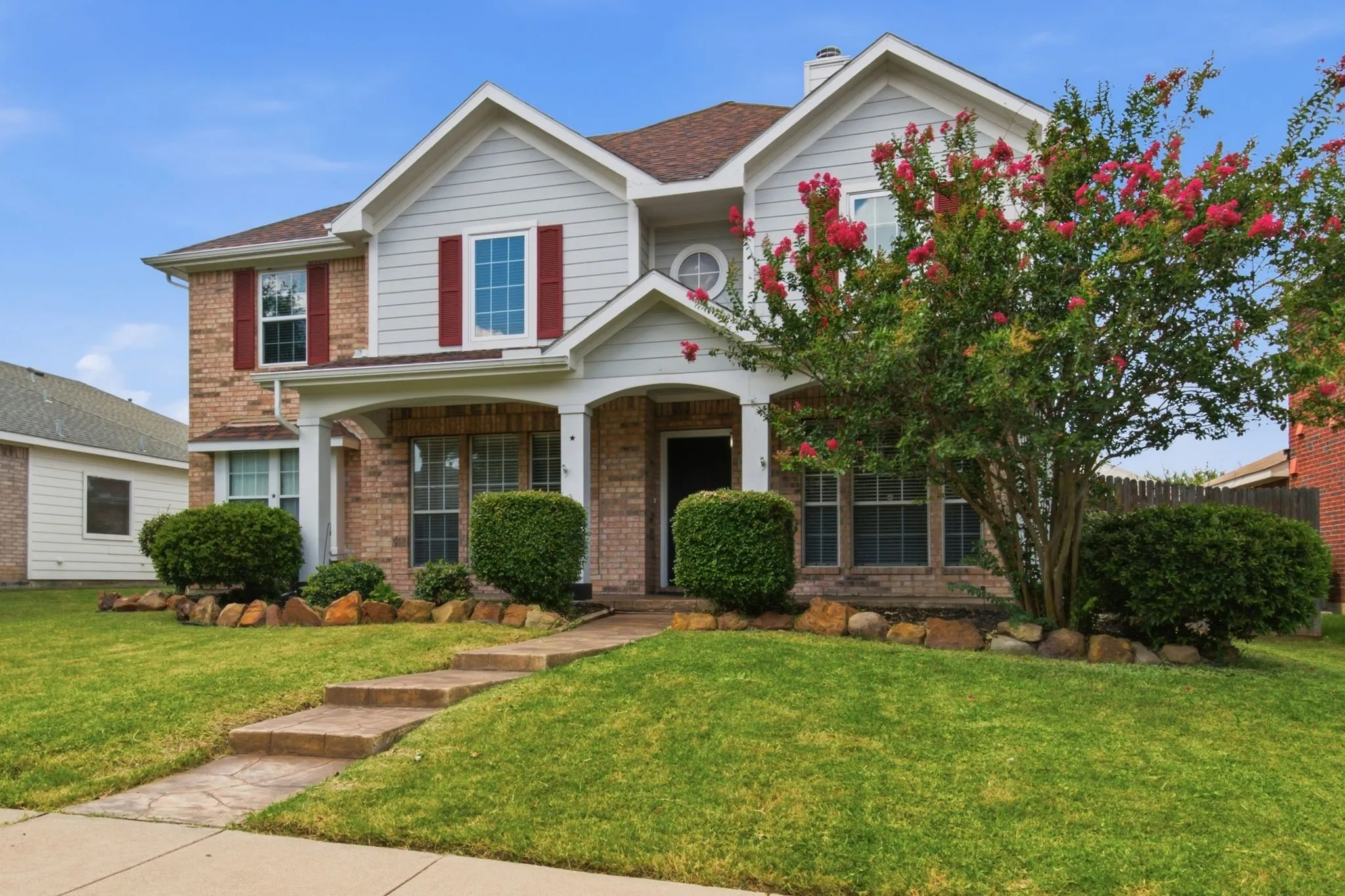Single Family Residence For Sale in Collin County , 6308 Candletree Lane, Mc Kinney, Texas 75070, 4 Bedroom, 3 Bathroom, 2 Garage spaces, 2,442 Sqft, built in 2001, mls#21320829, Real Estate Agent in Mc Kinney, Homes For Sale in Collin county, Homes For Sale in Mc Kinney, Realtor in Mc Kinney Texas, Real Estate Brokerage Independent Realty Texas, Luminita Cordes Realtor