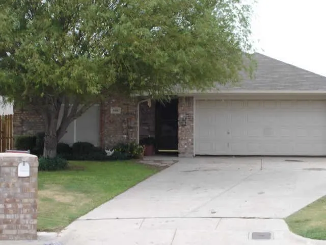 Single Family Residence For Rent in Tarrant County , 4105 Heritage Way Drive, Fort Worth, Texas 76137, 3 Bedroom, 2 Bathroom, 2 Garage spaces, 1,629 Sqft, built in 1996, mls#21322245, Real Estate Agent in Fort Worth, Homes For Rent in Tarrant county, Homes For Rent in Fort Worth, Realtor in Fort Worth Texas, Real Estate Brokerage Independent Realty Texas, Luminita Cordes Realtor