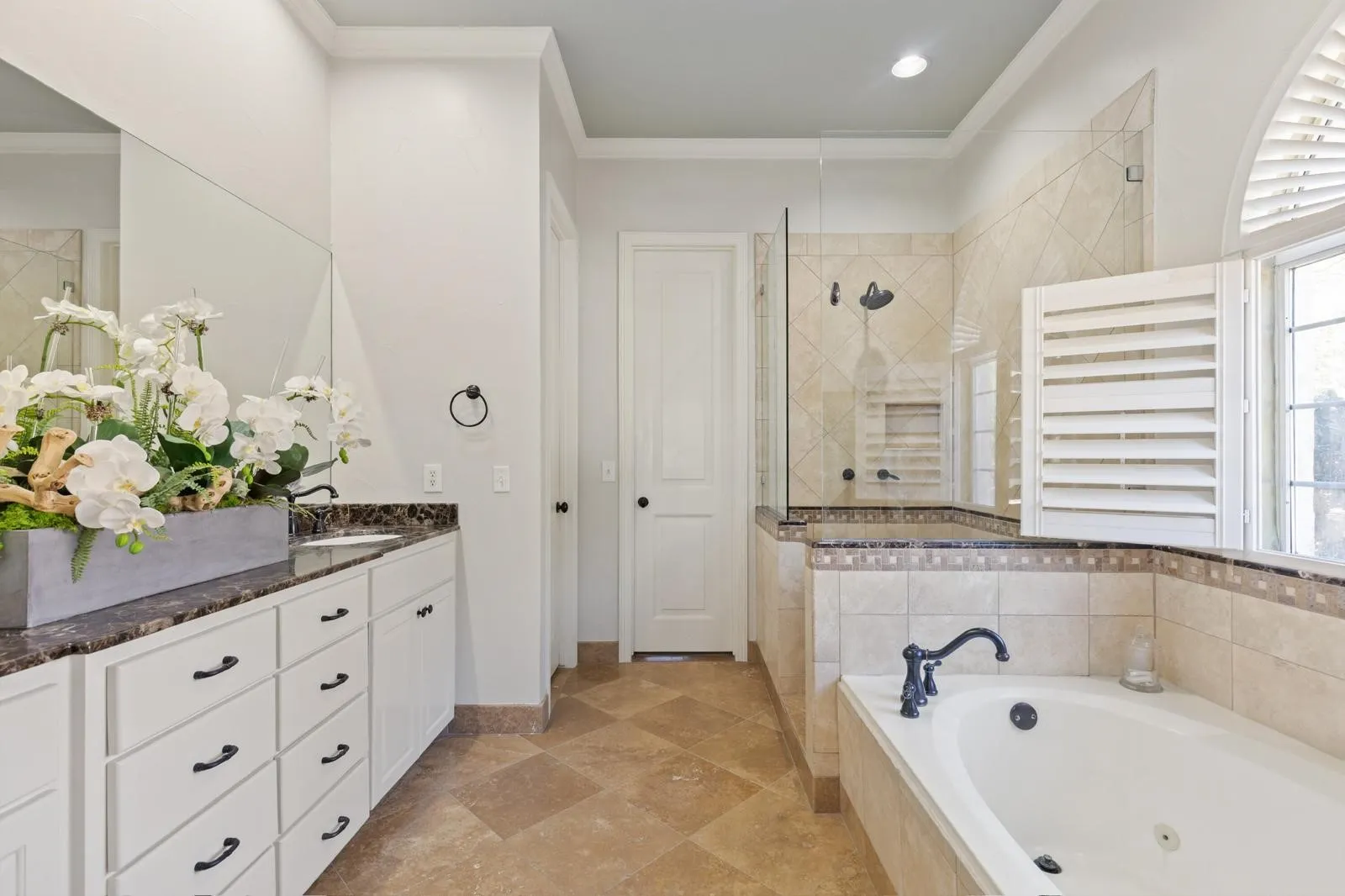 Single Family Residence For Sale in Rockwall County , 1739 Fm 1139, Mclendon Chisholm, Texas 75032, 4 Bedroom, 4 Bathroom, 4 Garage spaces, 4,182 Sqft, built in 1996, mls#21306134, Real Estate Agent in Mclendon Chisholm, Homes For Sale in Rockwall county, Homes For Sale in Mclendon Chisholm, Realtor in Mclendon Chisholm Texas, Real Estate Brokerage Independent Realty Texas, Luminita Cordes Realtor