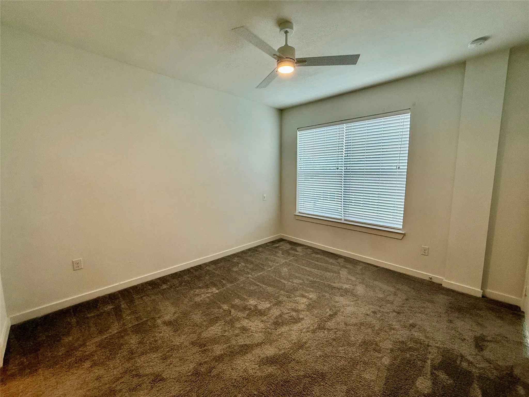 Apartment For Rent in Dallas County , 7450 Coronado Avenue 424, Dallas, Texas 75214, 2 Bedrooms, 2 Bathrooms, Garage spaces, 1,525 Sqft, built in 2018, Price $3,028, mls#21323544, Real Estate Agent in Dallas, Homes For Rent in Dallas county, Homes For Rent in Dallas, Realtor in Dallas Texas, Real Estate Brokerage Independent Realty Texas, Luminita Cordes Realtor