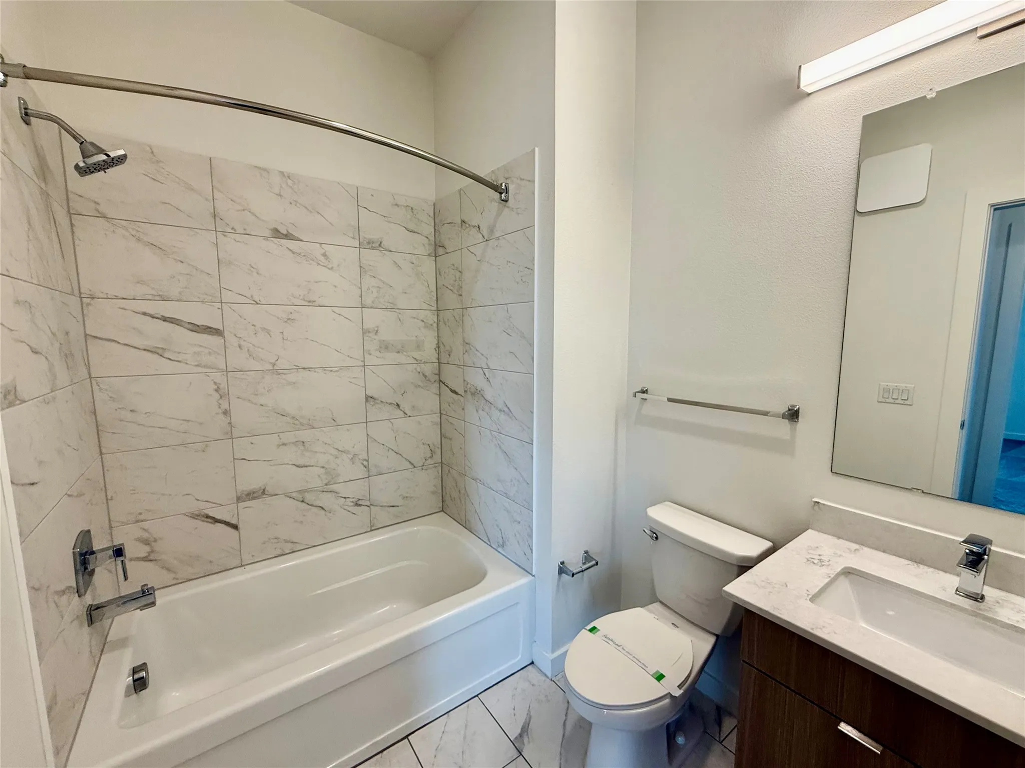 Apartment For Rent in Dallas County , 7450 Coronado Avenue 424, Dallas, Texas 75214, 2 Bedrooms, 2 Bathrooms, Garage spaces, 1,525 Sqft, built in 2018, Price $3,028, mls#21323544, Real Estate Agent in Dallas, Homes For Rent in Dallas county, Homes For Rent in Dallas, Realtor in Dallas Texas, Real Estate Brokerage Independent Realty Texas, Luminita Cordes Realtor