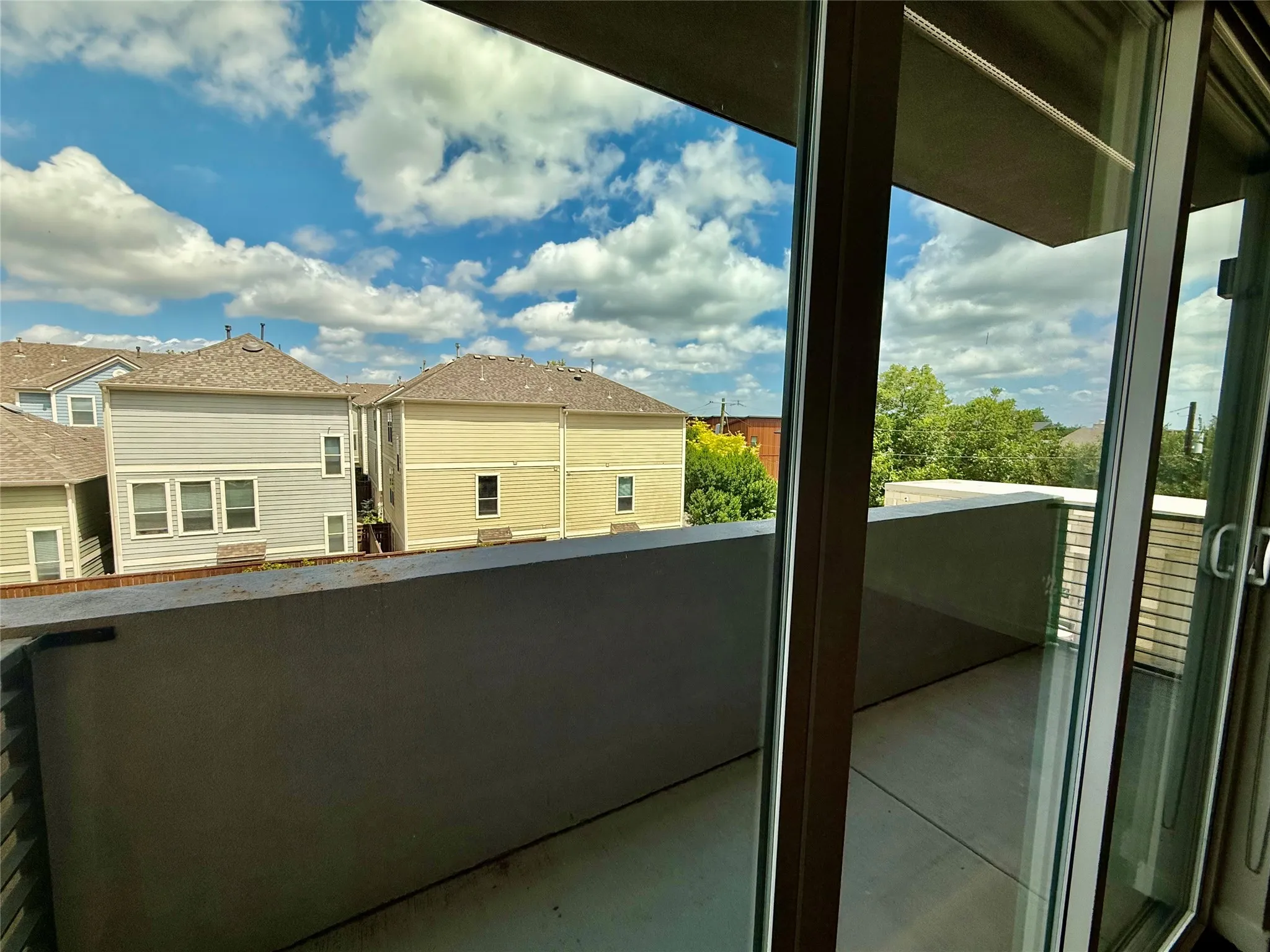 Apartment For Rent in Dallas County , 7450 Coronado Avenue 424, Dallas, Texas 75214, 2 Bedrooms, 2 Bathrooms, Garage spaces, 1,525 Sqft, built in 2018, Price $3,028, mls#21323544, Real Estate Agent in Dallas, Homes For Rent in Dallas county, Homes For Rent in Dallas, Realtor in Dallas Texas, Real Estate Brokerage Independent Realty Texas, Luminita Cordes Realtor