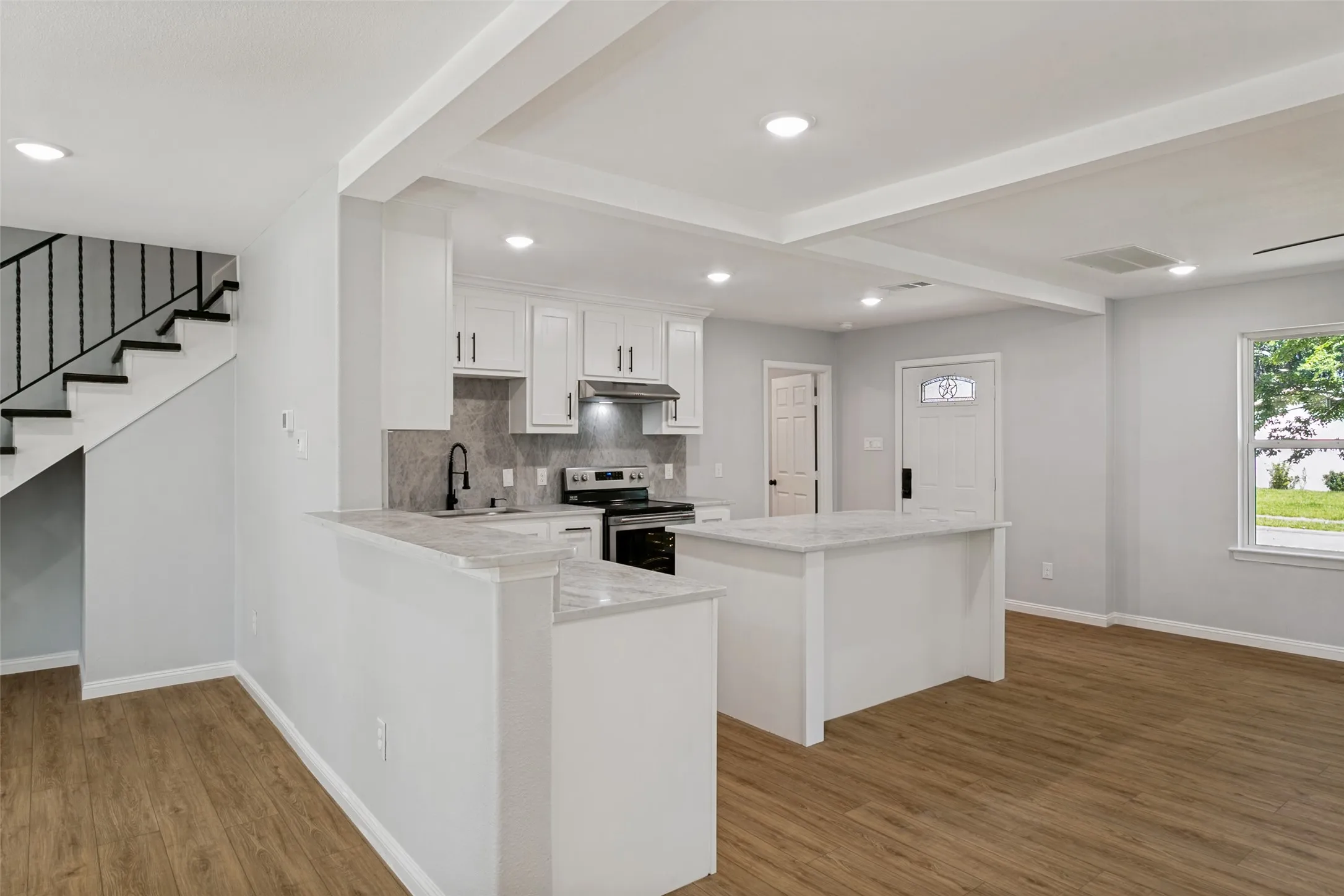 Single Family Residence For Sale in Dallas County , 3525 Bangor Court E, Irving, Texas 75062, 4 Bedroom, 3 Bathroom, Garage spaces, 1,500 Sqft, built in 1961, mls#21323545, Real Estate Agent in Irving, Homes For Sale in Dallas county, Homes For Sale in Irving, Realtor in Irving Texas, Real Estate Brokerage Independent Realty Texas, Luminita Cordes Realtor
