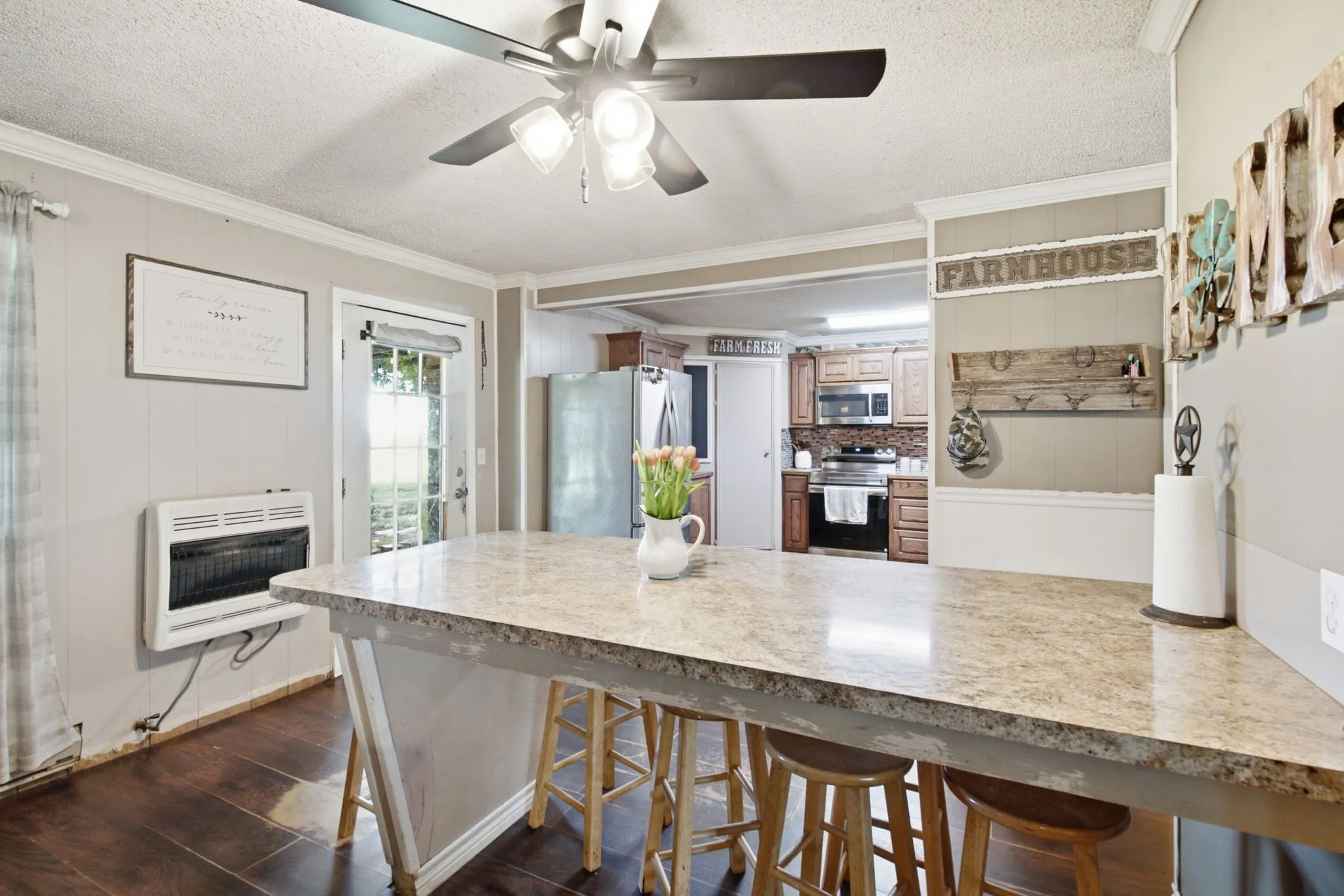 Single Family Residence For Sale in Comanche County , 270 County Road 425, De Leon, Texas 76444, 5 Bedroom, 3 Bathroom, Garage spaces, 2,348 Sqft, built in 1930, mls#21323408, Real Estate Agent in De Leon, Homes For Sale in Comanche county, Homes For Sale in De Leon, Realtor in De Leon Texas, Real Estate Brokerage Independent Realty Texas, Luminita Cordes Realtor