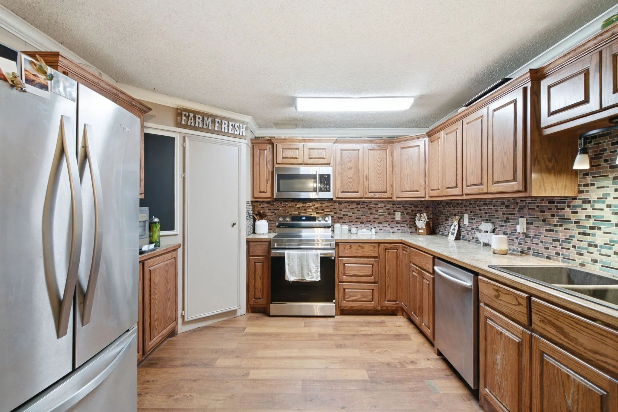 Single Family Residence For Sale in Comanche County , 270 County Road 425, De Leon, Texas 76444, 5 Bedroom, 3 Bathroom, Garage spaces, 2,348 Sqft, built in 1930, mls#21323408, Real Estate Agent in De Leon, Homes For Sale in Comanche county, Homes For Sale in De Leon, Realtor in De Leon Texas, Real Estate Brokerage Independent Realty Texas, Luminita Cordes Realtor