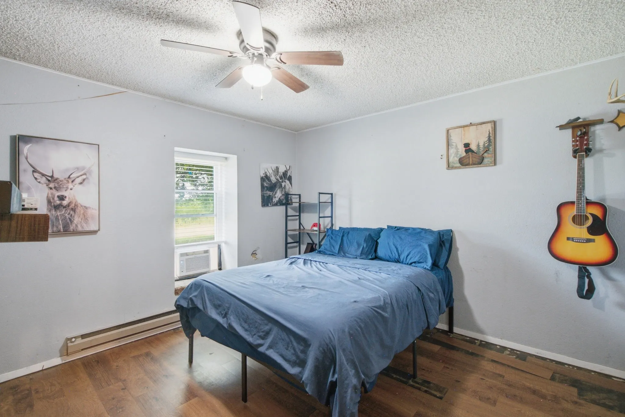 Single Family Residence For Sale in Comanche County , 270 County Road 425, De Leon, Texas 76444, 5 Bedroom, 3 Bathroom, Garage spaces, 2,348 Sqft, built in 1930, mls#21323408, Real Estate Agent in De Leon, Homes For Sale in Comanche county, Homes For Sale in De Leon, Realtor in De Leon Texas, Real Estate Brokerage Independent Realty Texas, Luminita Cordes Realtor