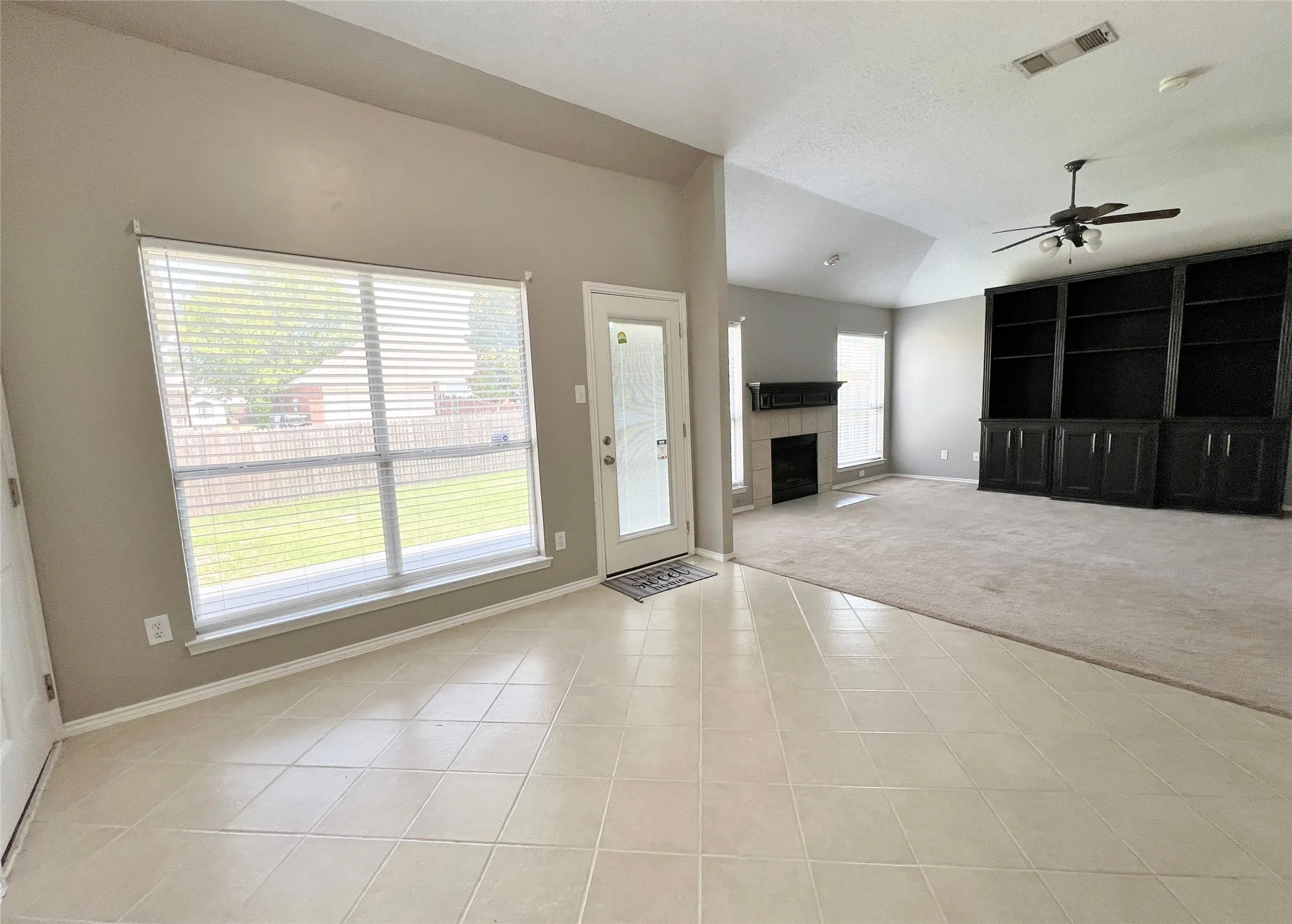Single Family Residence For Rent in Collin County , 7700 Glenoaks Drive, Frisco, Texas 75034, 4 Bedroom, 2 Bathroom, 2 Garage spaces, 2,139 Sqft, built in 1995, mls#21323563, Real Estate Agent in Frisco, Homes For Rent in Collin county, Homes For Rent in Frisco, Realtor in Frisco Texas, Real Estate Brokerage Independent Realty Texas, Luminita Cordes Realtor
