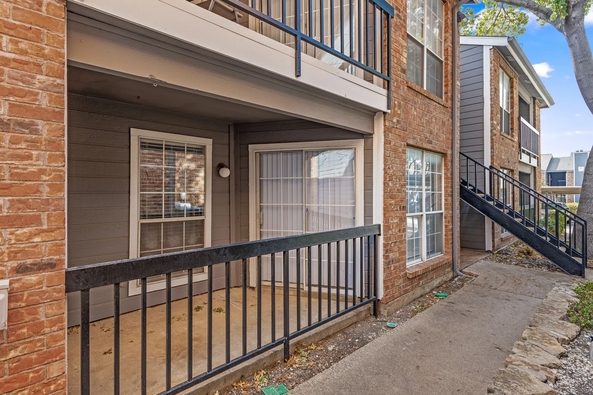 Condominium For Rent in Collin County , 18333 Roehampton Drive 418, Dallas, Texas 75252, 1 Bedroom, 1 Bathroom, Garage spaces, 448 Sqft, built in 1985, mls#21311951, Real Estate Agent in Dallas, Homes For Rent in Collin county, Homes For Rent in Dallas, Realtor in Dallas Texas, Real Estate Brokerage Independent Realty Texas, Luminita Cordes Realtor