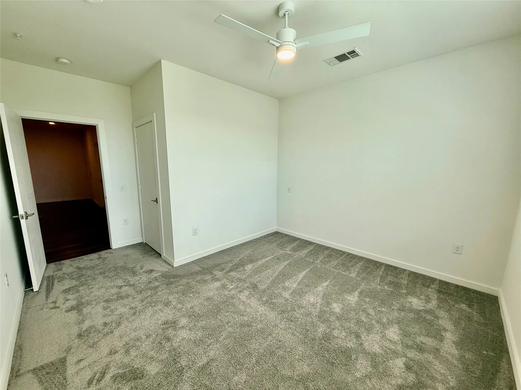 Apartment For Rent in Dallas County , 7450 Coronado Avenue 301, Dallas, Texas 75214, 3 Bedrooms, 3 Bathrooms, Garage spaces, 2,342 Sqft, built in 2018, Price $4,705, mls#21323572, Real Estate Agent in Dallas, Homes For Rent in Dallas county, Homes For Rent in Dallas, Realtor in Dallas Texas, Real Estate Brokerage Independent Realty Texas, Luminita Cordes Realtor
