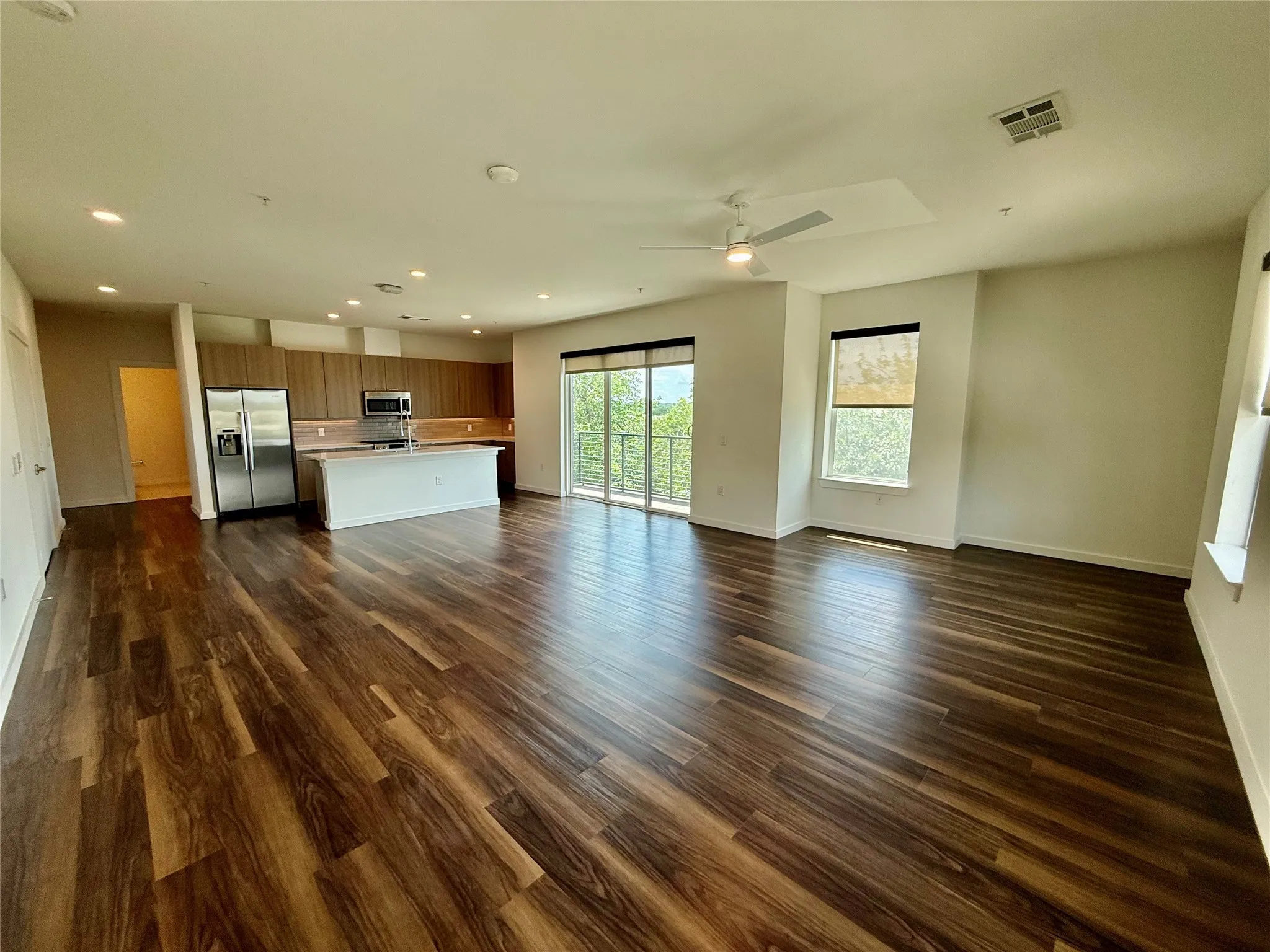Apartment For Rent in Dallas County , 7450 Coronado Avenue 301, Dallas, Texas 75214, 3 Bedrooms, 3 Bathrooms, Garage spaces, 2,342 Sqft, built in 2018, Price $4,705, mls#21323572, Real Estate Agent in Dallas, Homes For Rent in Dallas county, Homes For Rent in Dallas, Realtor in Dallas Texas, Real Estate Brokerage Independent Realty Texas, Luminita Cordes Realtor