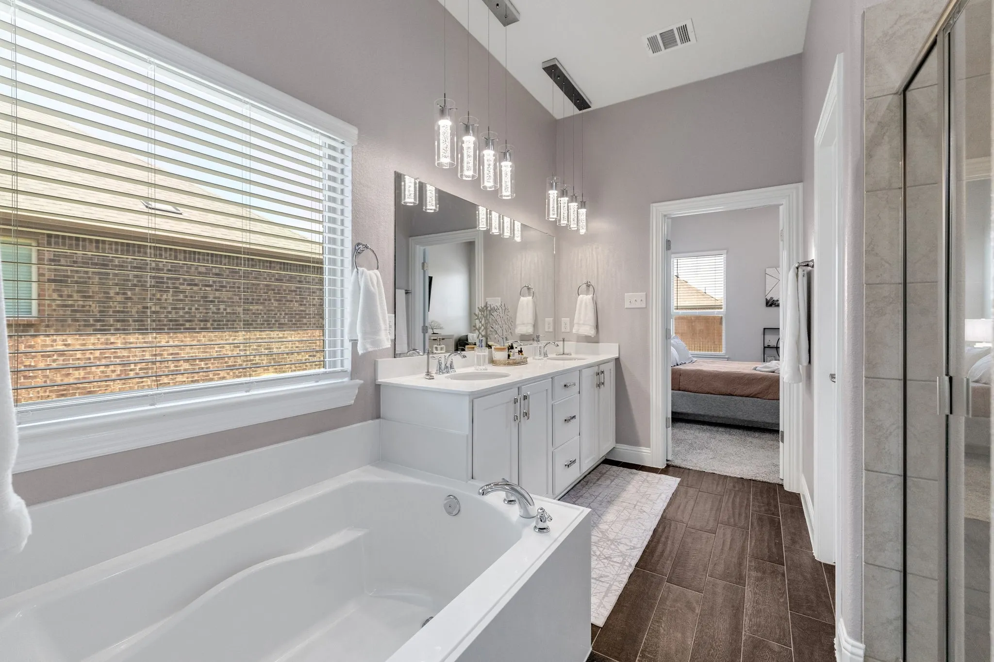 Single Family Residence For Sale in Denton County , 11316 Culberson Drive, Aubrey, Texas 76227, 4 Bedroom, 2 Bathroom, 2 Garage spaces, 2,033 Sqft, built in 2019, mls#21321131, Real Estate Agent in Aubrey, Homes For Sale in Denton county, Homes For Sale in Aubrey, Realtor in Aubrey Texas, Real Estate Brokerage Independent Realty Texas, Luminita Cordes Realtor