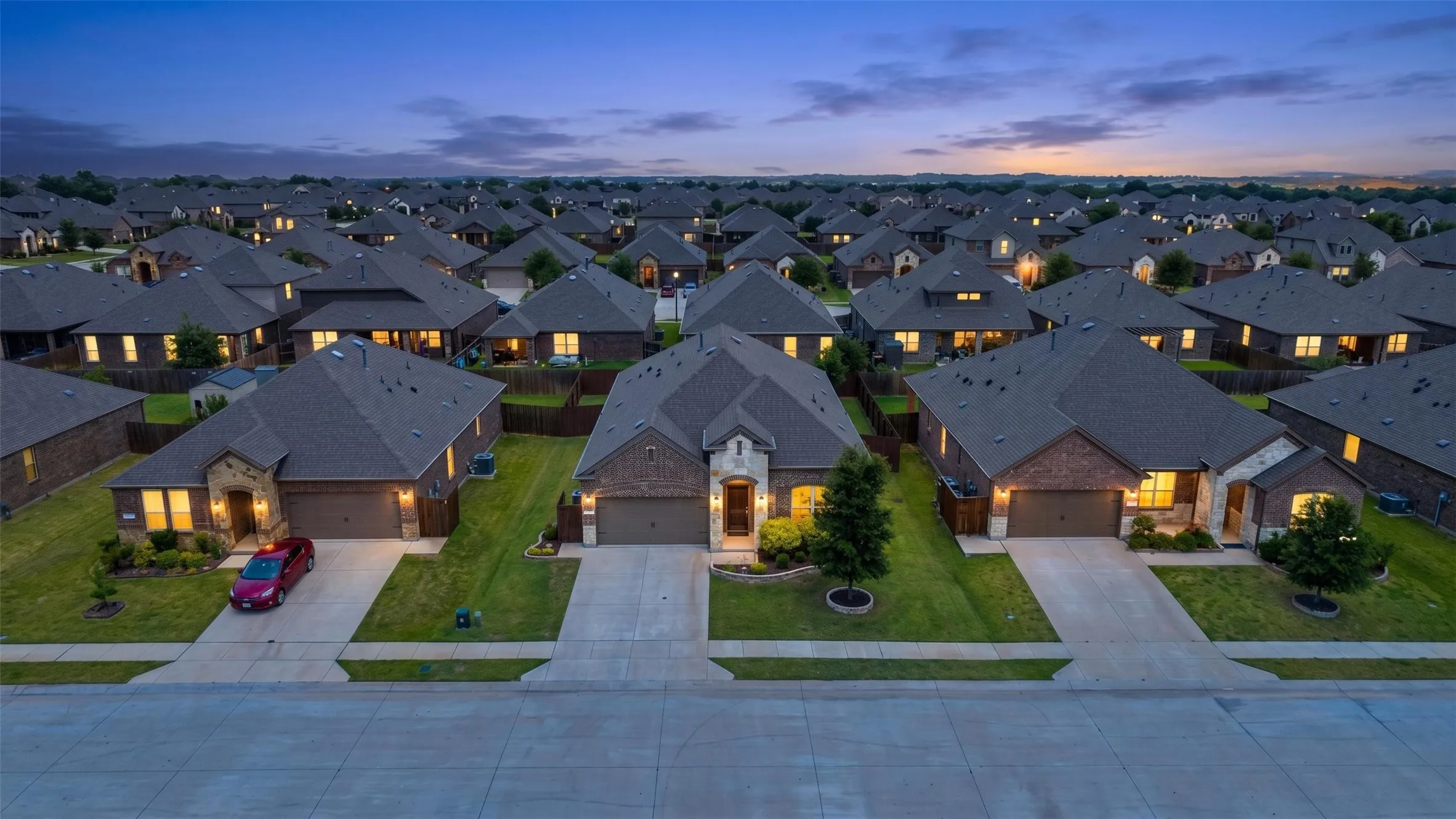 Single Family Residence For Sale in Denton County , 11316 Culberson Drive, Aubrey, Texas 76227, 4 Bedroom, 2 Bathroom, 2 Garage spaces, 2,033 Sqft, built in 2019, mls#21321131, Real Estate Agent in Aubrey, Homes For Sale in Denton county, Homes For Sale in Aubrey, Realtor in Aubrey Texas, Real Estate Brokerage Independent Realty Texas, Luminita Cordes Realtor