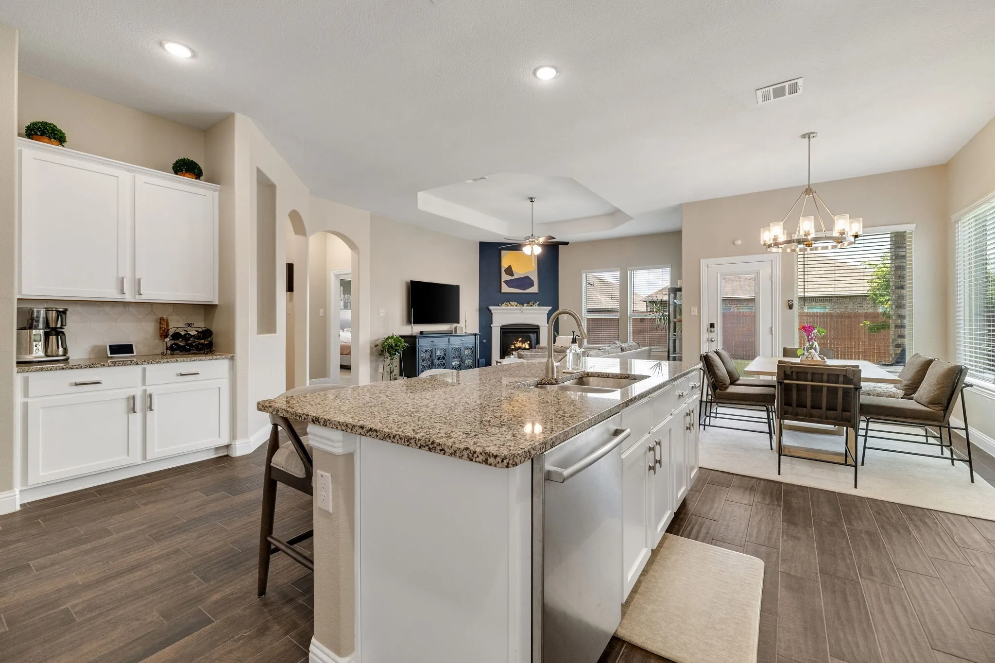 Single Family Residence For Sale in Denton County , 11316 Culberson Drive, Aubrey, Texas 76227, 4 Bedroom, 2 Bathroom, 2 Garage spaces, 2,033 Sqft, built in 2019, mls#21321131, Real Estate Agent in Aubrey, Homes For Sale in Denton county, Homes For Sale in Aubrey, Realtor in Aubrey Texas, Real Estate Brokerage Independent Realty Texas, Luminita Cordes Realtor