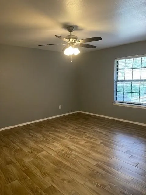 Duplex For Rent in Hood County , 609 Williamsburg Court, Granbury, Texas 76048, 3 Bedroom, 2 Bathroom, 2 Garage spaces, 1,848 Sqft, built in 1984, mls#21323579, Real Estate Agent in Granbury, Homes For Rent in Hood county, Homes For Rent in Granbury, Realtor in Granbury Texas, Real Estate Brokerage Independent Realty Texas, Luminita Cordes Realtor