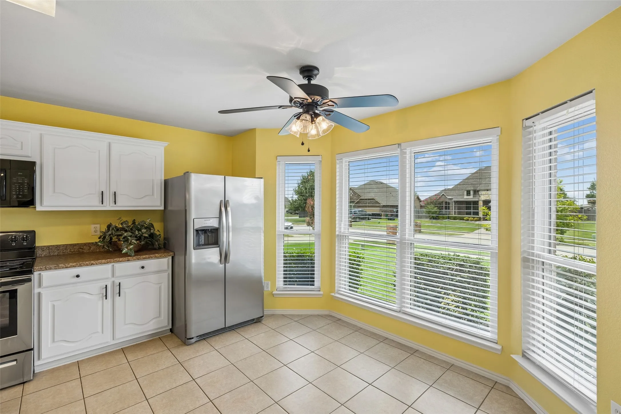 Single Family Residence For Sale in Hunt County , 1119 Wolverine Lane, Greenville, Texas 75402, 3 Bedroom, 2 Bathroom, 2 Garage spaces, 1,782 Sqft, built in 2008, mls#21321447, Real Estate Agent in Greenville, Homes For Sale in Hunt county, Homes For Sale in Greenville, Realtor in Greenville Texas, Real Estate Brokerage Independent Realty Texas, Luminita Cordes Realtor