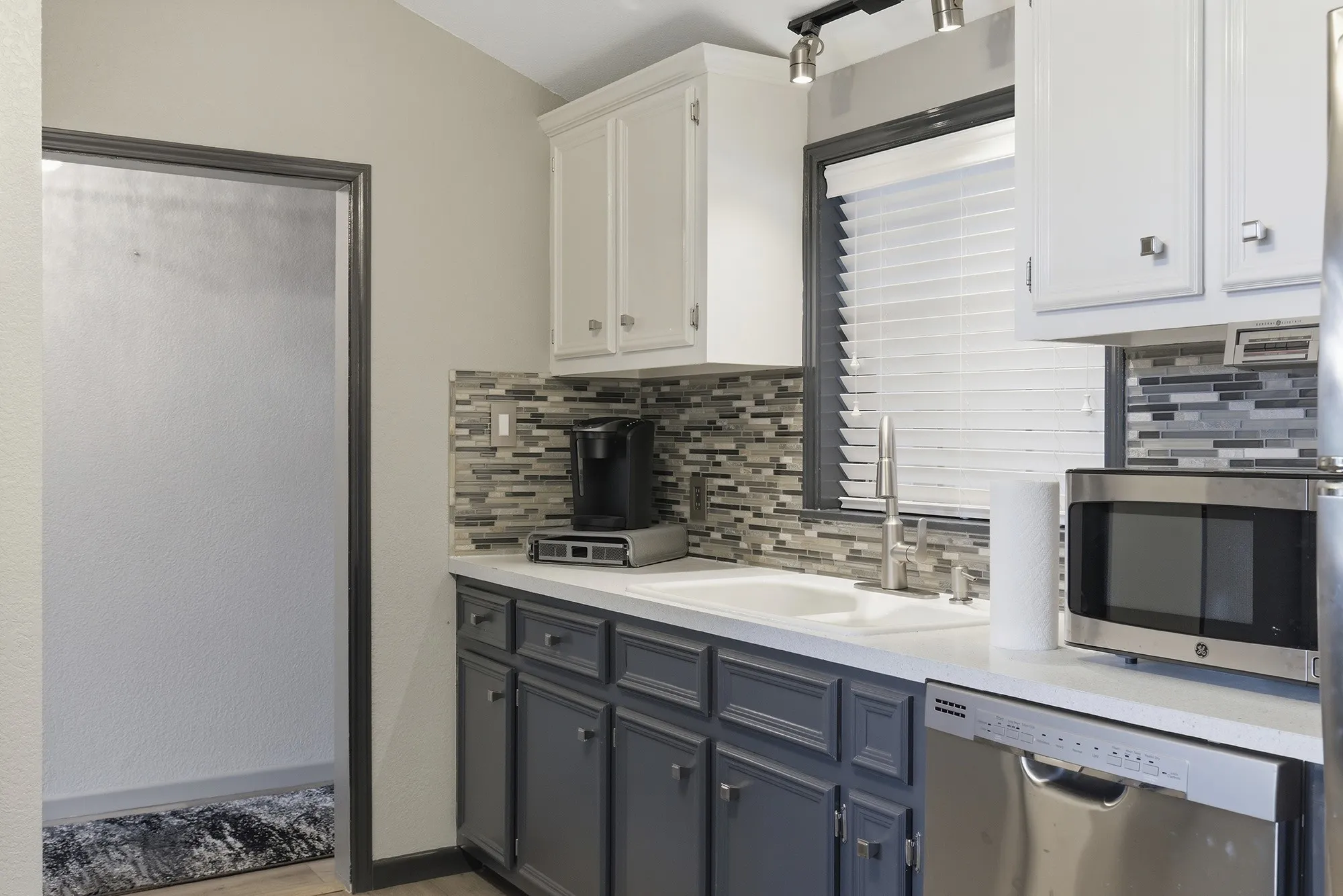 Single Family Residence For Sale in Wood County , 254 CR 4595, Winnsboro, Texas 75494, 2 Bedroom, 2 Bathroom, Garage spaces, 1,366 Sqft, built in 1989, mls#21322439, Real Estate Agent in Winnsboro, Homes For Sale in Wood county, Homes For Sale in Winnsboro, Realtor in Winnsboro Texas, Real Estate Brokerage Independent Realty Texas, Luminita Cordes Realtor