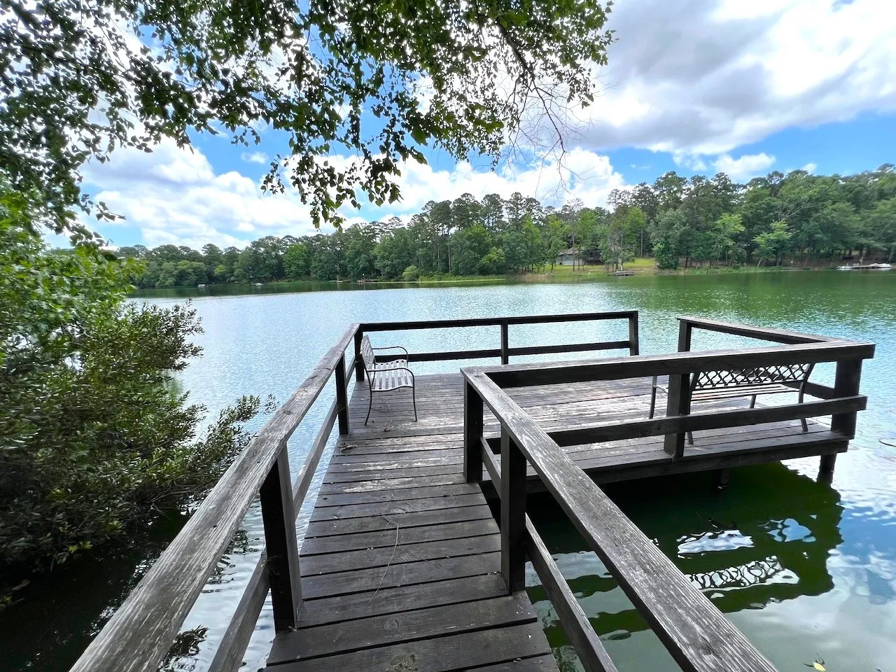Single Family Residence For Sale in Wood County , 254 CR 4595, Winnsboro, Texas 75494, 2 Bedroom, 2 Bathroom, Garage spaces, 1,366 Sqft, built in 1989, mls#21322439, Real Estate Agent in Winnsboro, Homes For Sale in Wood county, Homes For Sale in Winnsboro, Realtor in Winnsboro Texas, Real Estate Brokerage Independent Realty Texas, Luminita Cordes Realtor