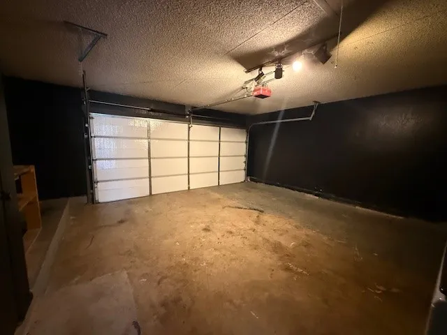 Single Family Residence For Rent in Taylor County , 4608 Oak Knoll Street, Abilene, Texas 79606, 4 Bedroom, 2 Bathroom, 2 Garage spaces, 1,891 Sqft, built in 1981, mls#21323632, Real Estate Agent in Abilene, Homes For Rent in Taylor county, Homes For Rent in Abilene, Realtor in Abilene Texas, Real Estate Brokerage Independent Realty Texas, Luminita Cordes Realtor