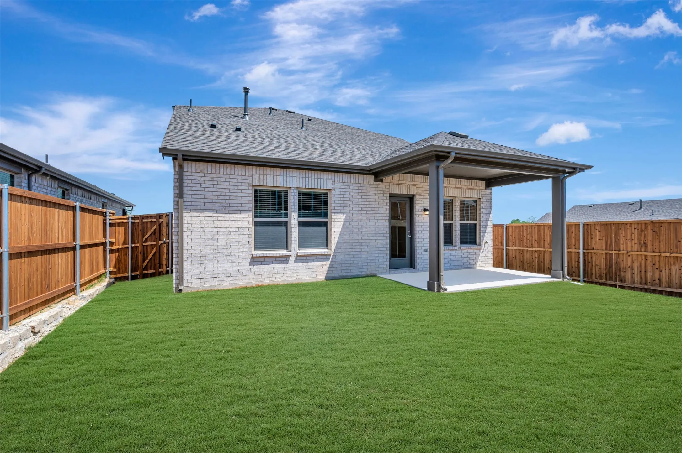 Single Family Residence For Sale in Grayson County , 1262 Tallowwood Trail, Van Alstyne, Texas 75495, 4 Bedroom, 4 Bathroom, 2 Garage spaces, 2,155 Sqft, built in 2026, mls#21305013, Real Estate Agent in Van Alstyne, Homes For Sale in Grayson county, Homes For Sale in Van Alstyne, Realtor in Van Alstyne Texas, Real Estate Brokerage Independent Realty Texas, Luminita Cordes Realtor