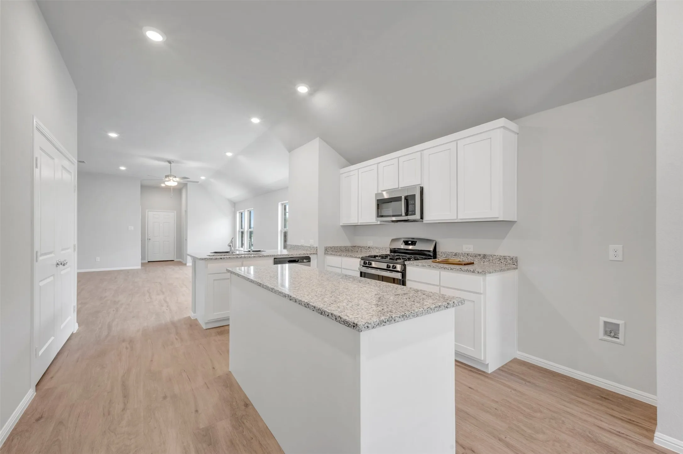 Single Family Residence For Sale in Grayson County , 1280 Tallowwood Trail, Van Alstyne, Texas 75495, 3 Bedroom, 2 Bathroom, 2 Garage spaces, 1,699 Sqft, built in 2026, mls#21304905, Real Estate Agent in Van Alstyne, Homes For Sale in Grayson county, Homes For Sale in Van Alstyne, Realtor in Van Alstyne Texas, Real Estate Brokerage Independent Realty Texas, Luminita Cordes Realtor