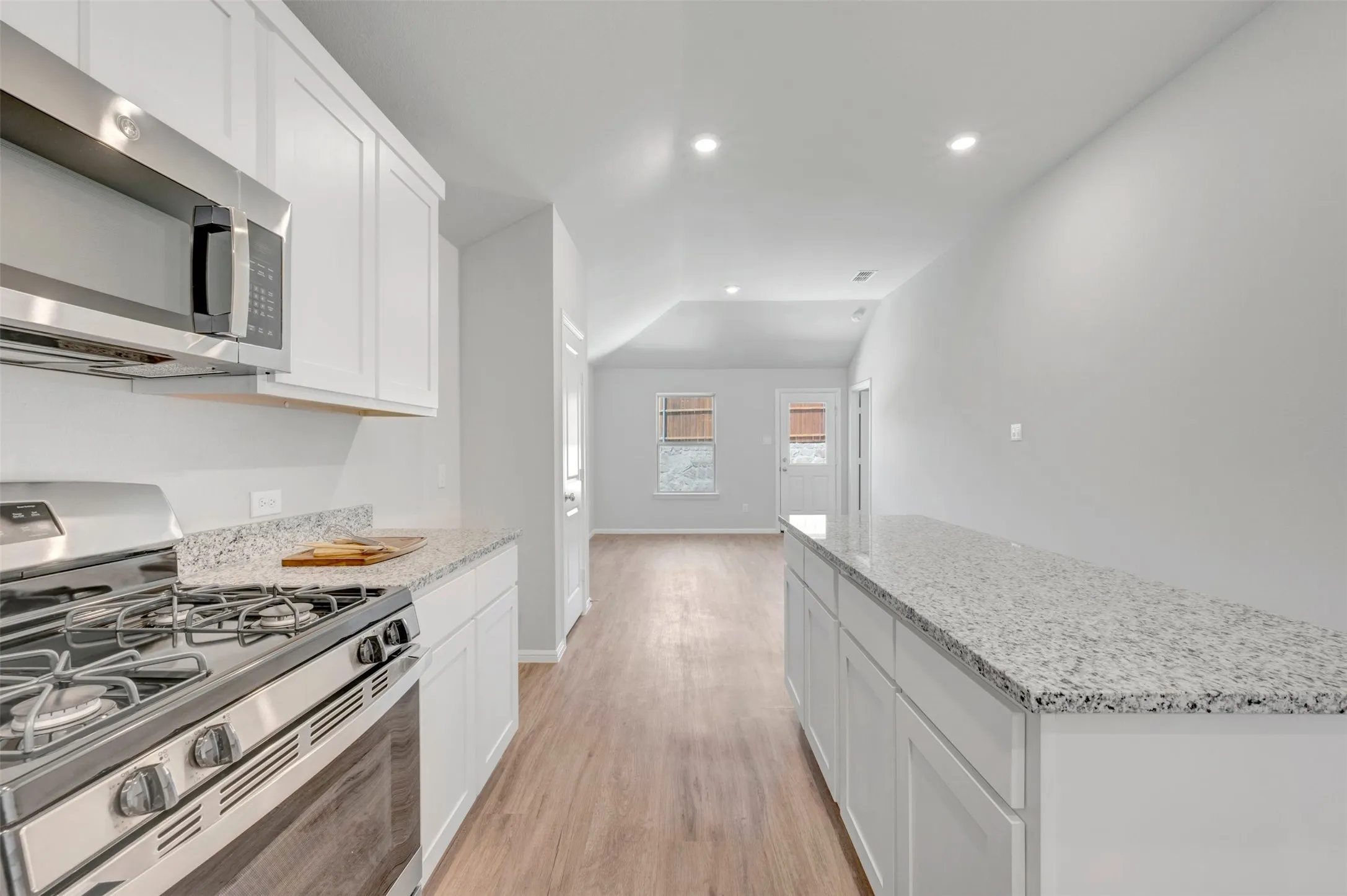 Single Family Residence For Sale in Grayson County , 1280 Tallowwood Trail, Van Alstyne, Texas 75495, 3 Bedroom, 2 Bathroom, 2 Garage spaces, 1,699 Sqft, built in 2026, mls#21304905, Real Estate Agent in Van Alstyne, Homes For Sale in Grayson county, Homes For Sale in Van Alstyne, Realtor in Van Alstyne Texas, Real Estate Brokerage Independent Realty Texas, Luminita Cordes Realtor