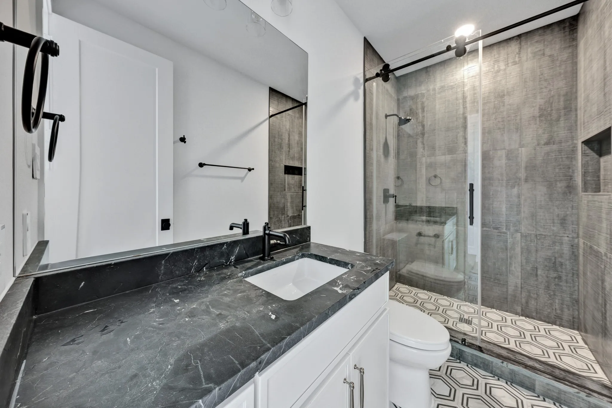 bath off bonus room