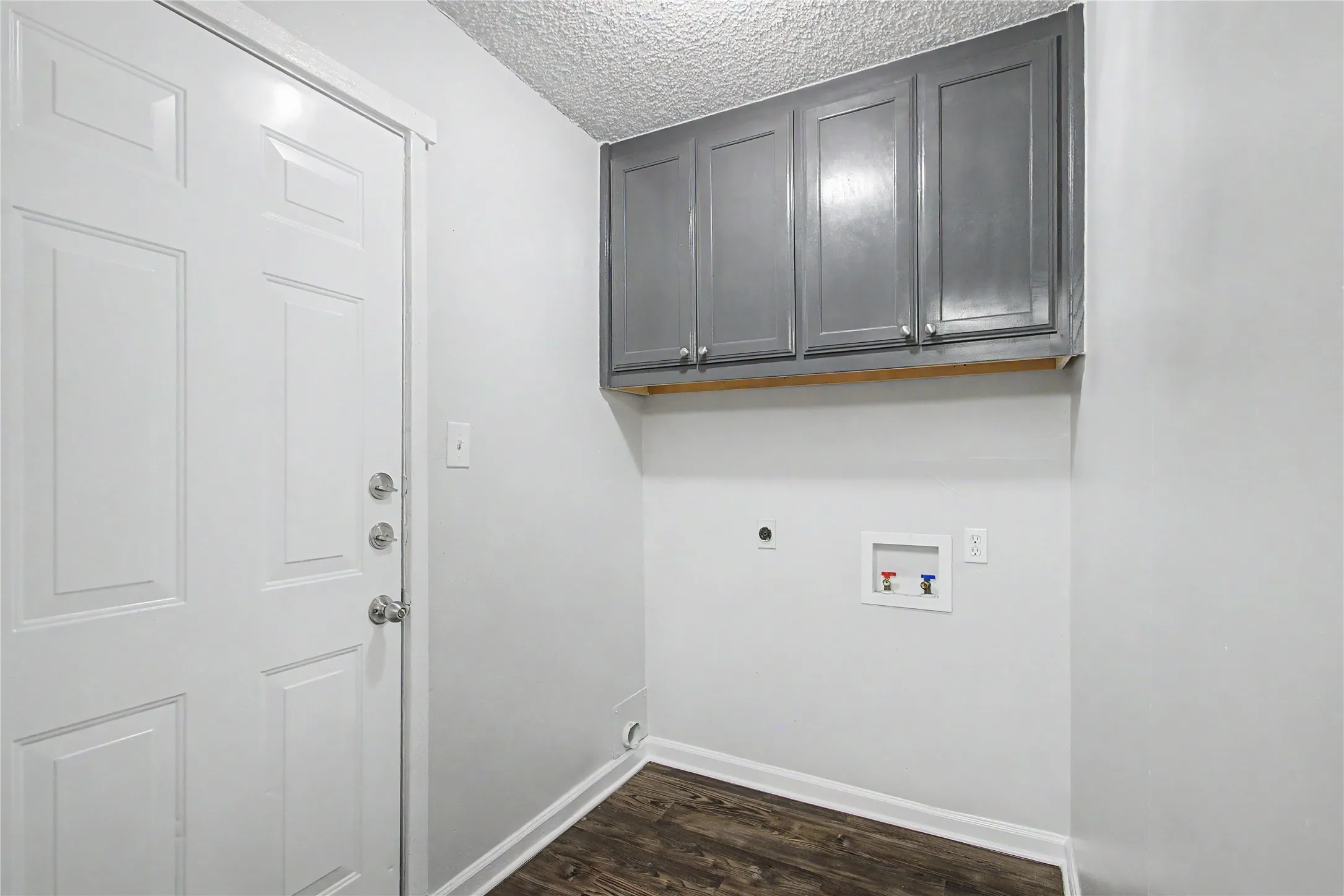 Single Family Residence For Sale in Palo Pinto County , 1205 SE 14th Street, Mineral Wells, Texas 76067, 3 Bedroom, 2 Bathroom, Garage spaces, 1,406 Sqft, built in 1979, mls#21323593, Real Estate Agent in Mineral Wells, Homes For Sale in Palo Pinto county, Homes For Sale in Mineral Wells, Realtor in Mineral Wells Texas, Real Estate Brokerage Independent Realty Texas, Luminita Cordes Realtor