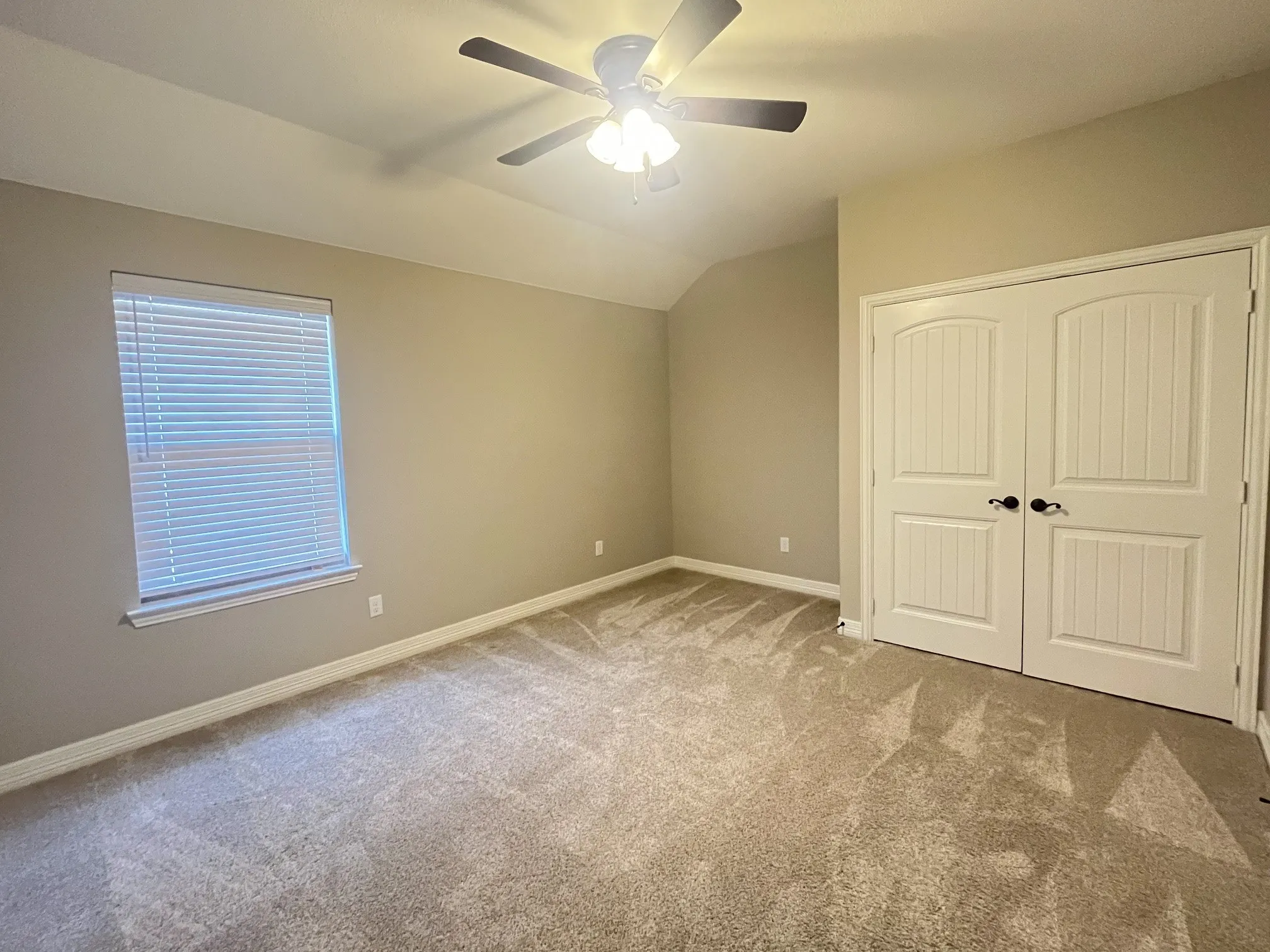 Single Family Residence For Rent in Hunt County , 116 Frank Street, Greenville, Texas 75402, 3 Bedroom, 2 Bathroom, 2 Garage spaces, 1,605 Sqft, built in 2019, mls#21323646, Real Estate Agent in Greenville, Homes For Rent in Hunt county, Homes For Rent in Greenville, Realtor in Greenville Texas, Real Estate Brokerage Independent Realty Texas, Luminita Cordes Realtor