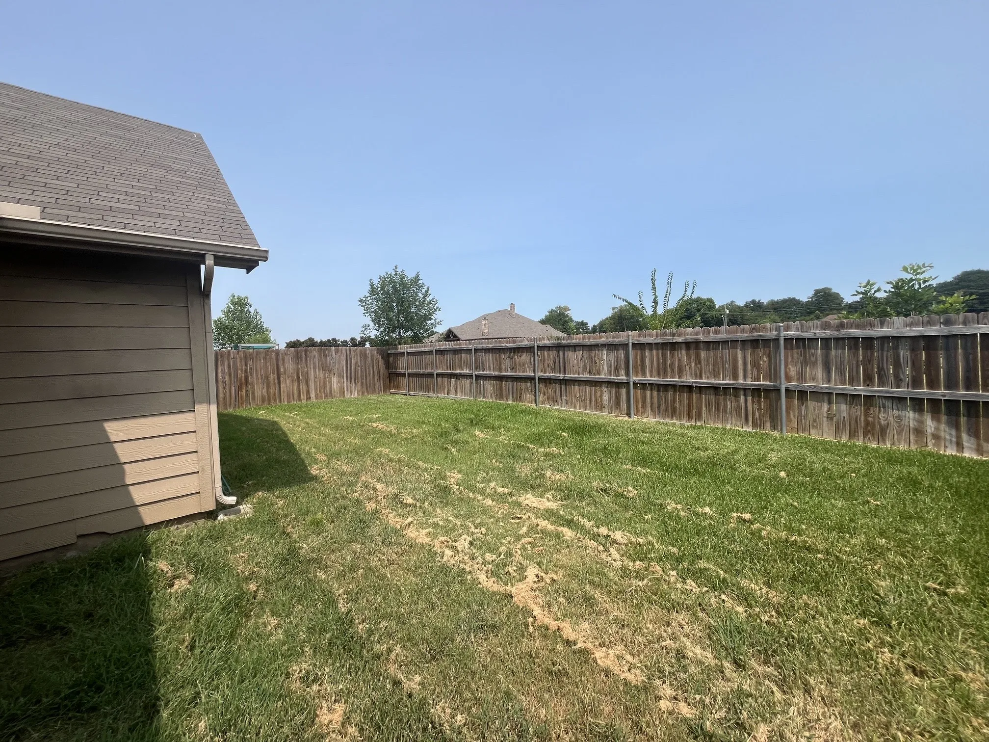 Single Family Residence For Rent in Hunt County , 116 Frank Street, Greenville, Texas 75402, 3 Bedroom, 2 Bathroom, 2 Garage spaces, 1,605 Sqft, built in 2019, mls#21323646, Real Estate Agent in Greenville, Homes For Rent in Hunt county, Homes For Rent in Greenville, Realtor in Greenville Texas, Real Estate Brokerage Independent Realty Texas, Luminita Cordes Realtor