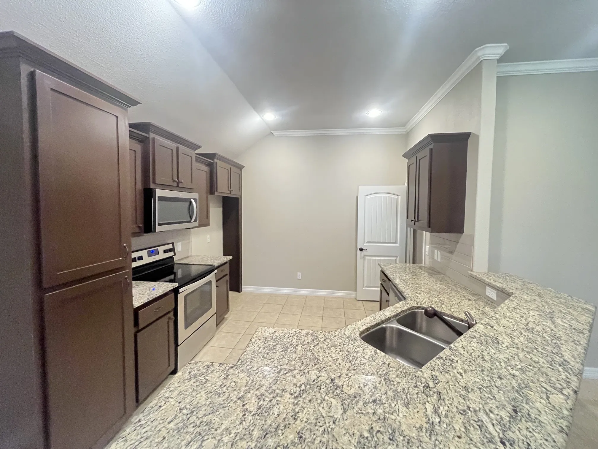 Single Family Residence For Rent in Hunt County , 116 Frank Street, Greenville, Texas 75402, 3 Bedroom, 2 Bathroom, 2 Garage spaces, 1,605 Sqft, built in 2019, mls#21323646, Real Estate Agent in Greenville, Homes For Rent in Hunt county, Homes For Rent in Greenville, Realtor in Greenville Texas, Real Estate Brokerage Independent Realty Texas, Luminita Cordes Realtor