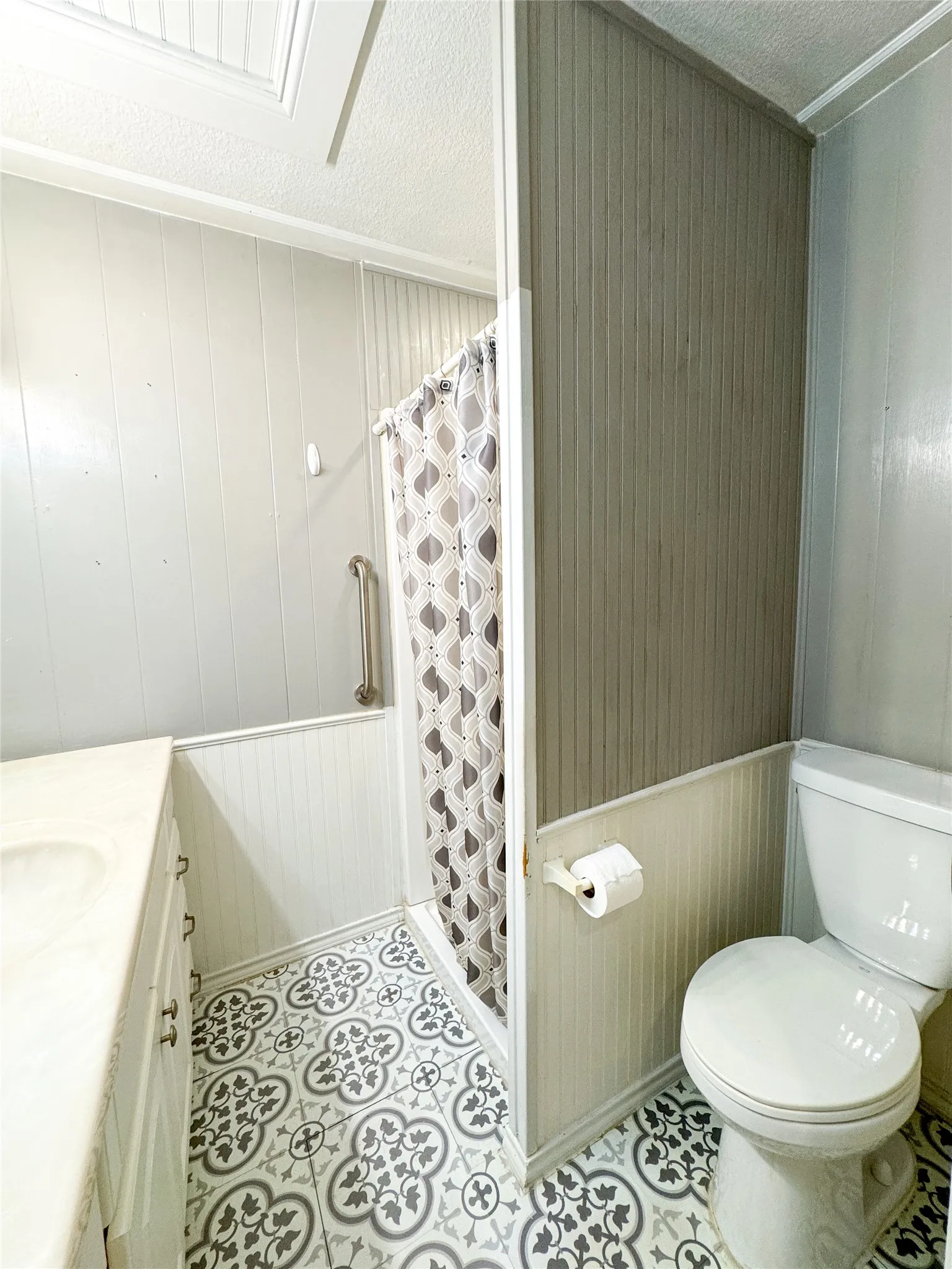 Condominium For Sale in Haskell County , 705 N Avenue E 2, Haskell, Texas 79521, 12 Bedrooms, 6 Bathrooms, Garage spaces, 5,966 Sqft, built in 1963, Price $600,000, mls#21322860, Real Estate Agent in Haskell, Homes For Sale in Haskell county, Homes For Sale in Haskell, Realtor in Haskell Texas, Real Estate Brokerage Independent Realty Texas, Luminita Cordes Realtor