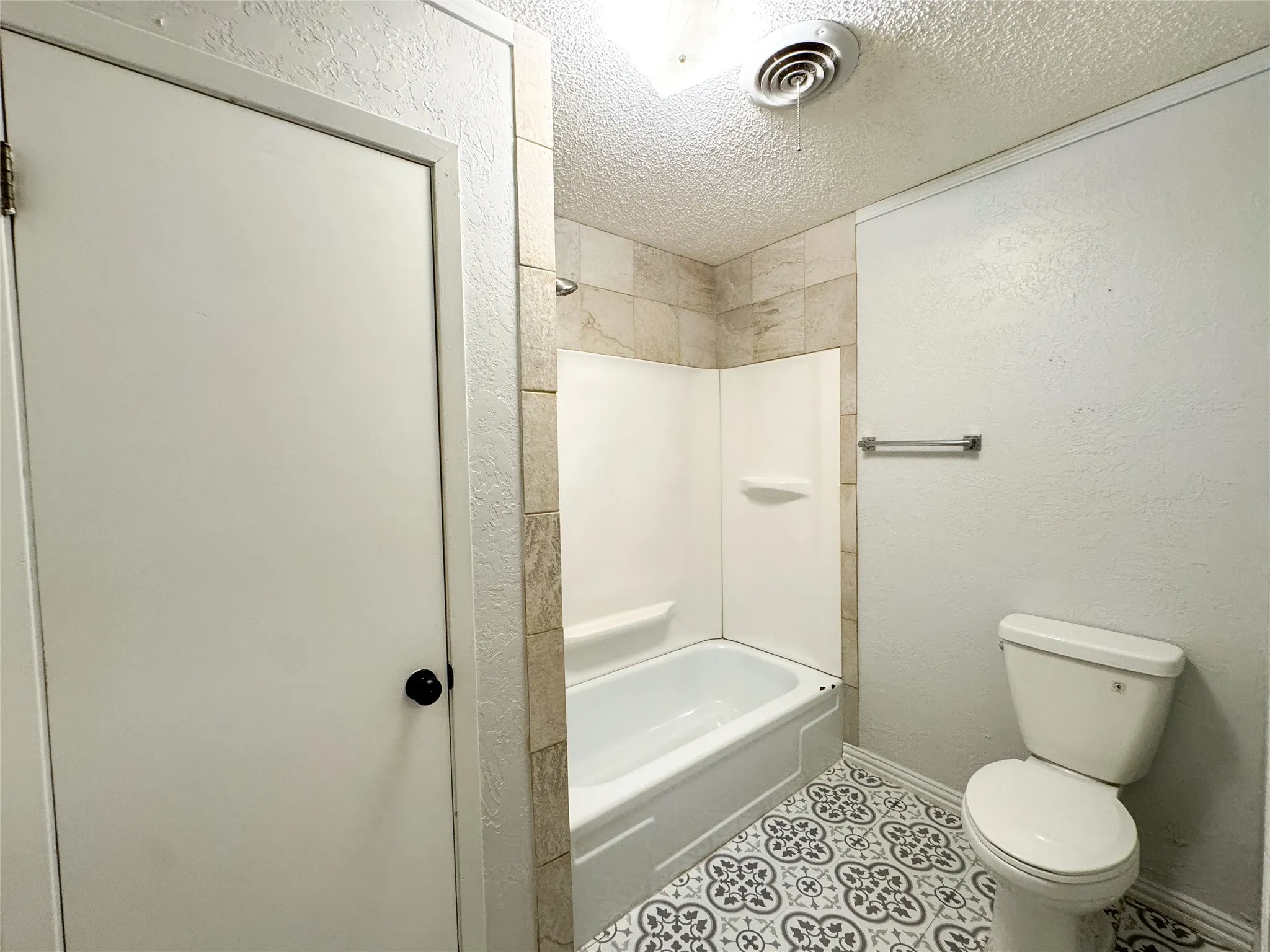 Condominium For Sale in Haskell County , 705 N Avenue E 2, Haskell, Texas 79521, 12 Bedrooms, 6 Bathrooms, Garage spaces, 5,966 Sqft, built in 1963, Price $600,000, mls#21322860, Real Estate Agent in Haskell, Homes For Sale in Haskell county, Homes For Sale in Haskell, Realtor in Haskell Texas, Real Estate Brokerage Independent Realty Texas, Luminita Cordes Realtor