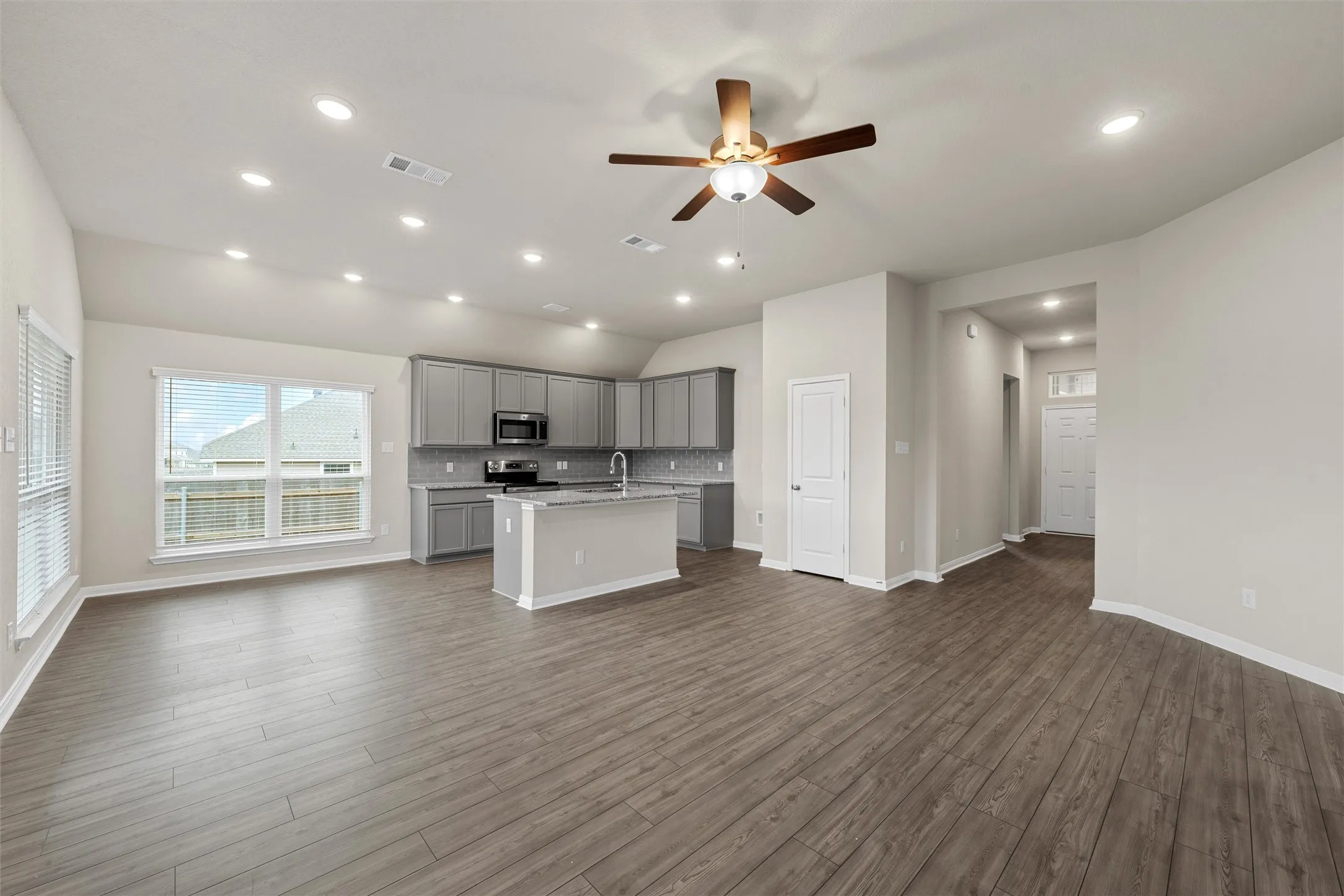 Single Family Residence For Sale in Mc Lennan County , 3208 Dotavio Road, Waco, Texas 76655, 4 Bedroom, 2 Bathroom, 2 Garage spaces, 1,598 Sqft, built in 2023, mls#21323657, Real Estate Agent in Waco, Homes For Sale in Mc Lennan county, Homes For Sale in Waco, Realtor in Waco Texas, Real Estate Brokerage Independent Realty Texas, Luminita Cordes Realtor