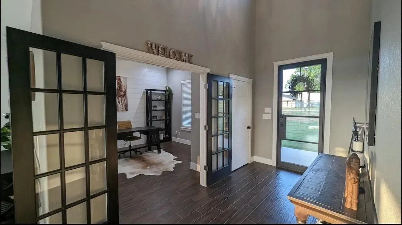 Single Family Residence For Sale in Wise County , 886 COUNTY ROAD 3341, Paradise, Texas 76073, 5 Bedrooms, 5 Bathrooms, 3 Garage spaces, 4,453 Sqft, built in 2022, Price $995,000, mls#21323527, Real Estate Agent in Paradise, Homes For Sale in Wise county, Homes For Sale in Paradise, Realtor in Paradise Texas, Real Estate Brokerage Independent Realty Texas, Luminita Cordes Realtor