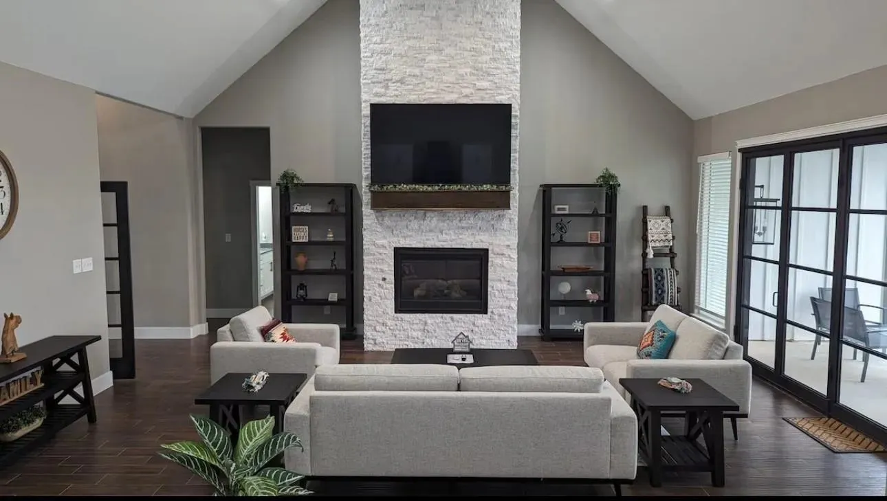 Single Family Residence For Sale in Wise County , 886 COUNTY ROAD 3341, Paradise, Texas 76073, 5 Bedrooms, 5 Bathrooms, 3 Garage spaces, 4,453 Sqft, built in 2022, Price $995,000, mls#21323527, Real Estate Agent in Paradise, Homes For Sale in Wise county, Homes For Sale in Paradise, Realtor in Paradise Texas, Real Estate Brokerage Independent Realty Texas, Luminita Cordes Realtor