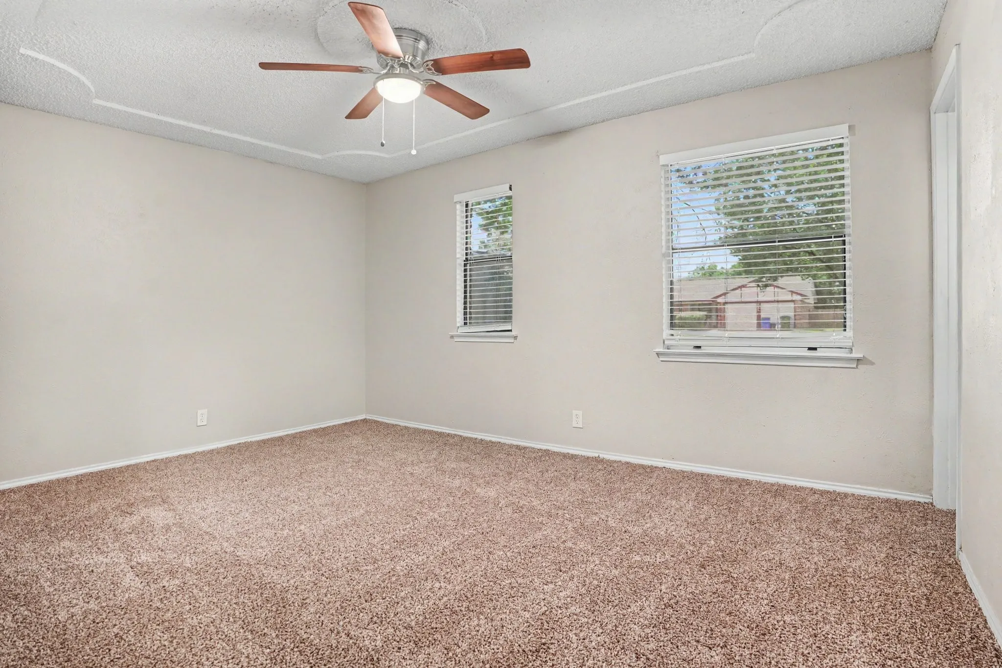 Single Family Residence For Sale in Tarrant County , 6641 Fair Meadows Drive, Watauga, Texas 76148, 4 Bedroom, 2 Bathroom, 2 Garage spaces, 1,367 Sqft, built in 1979, mls#21323673, Real Estate Agent in Watauga, Homes For Sale in Tarrant county, Homes For Sale in Watauga, Realtor in Watauga Texas, Real Estate Brokerage Independent Realty Texas, Luminita Cordes Realtor