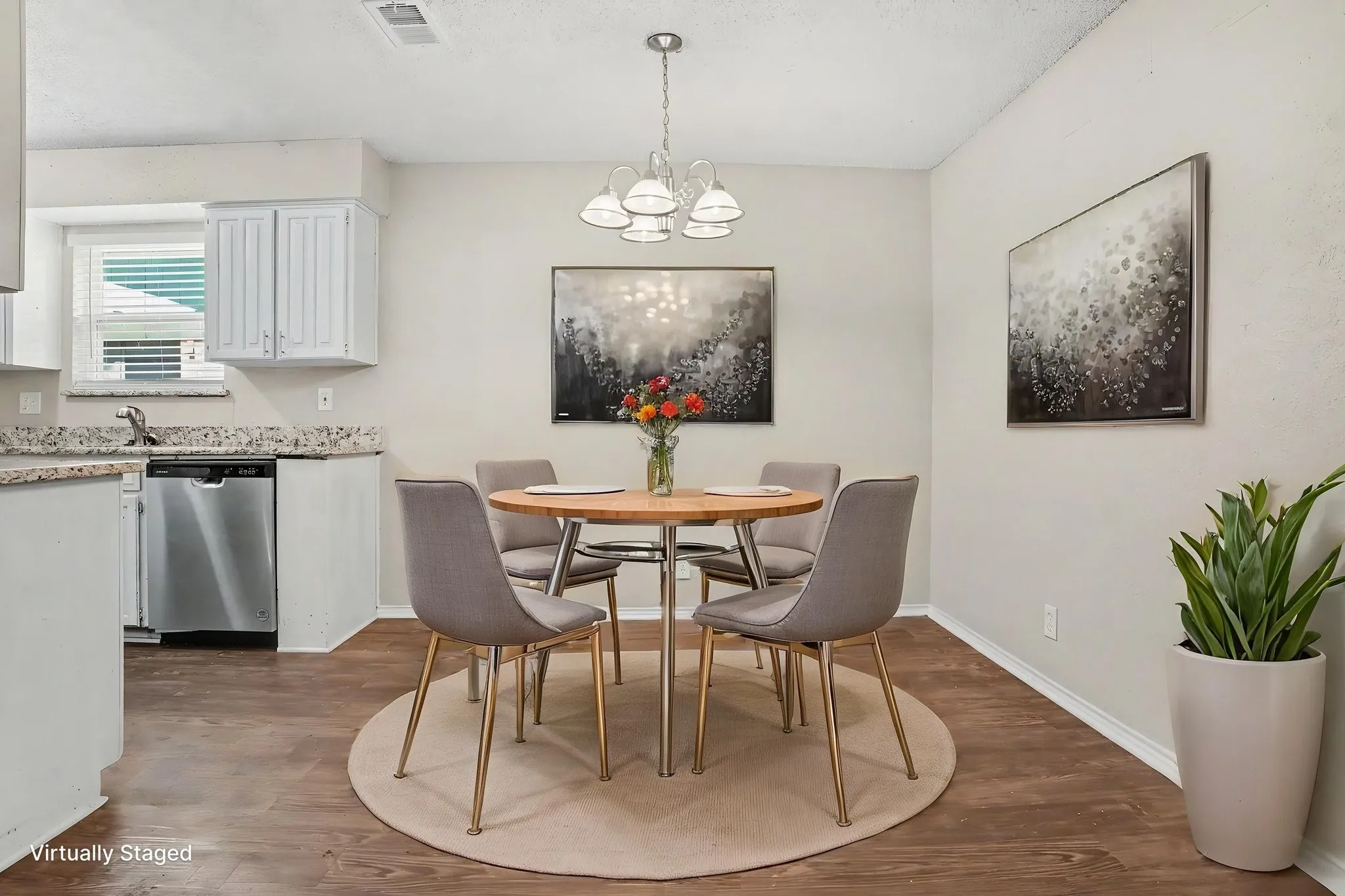 Virtually staged dining area in eat-in kitchen